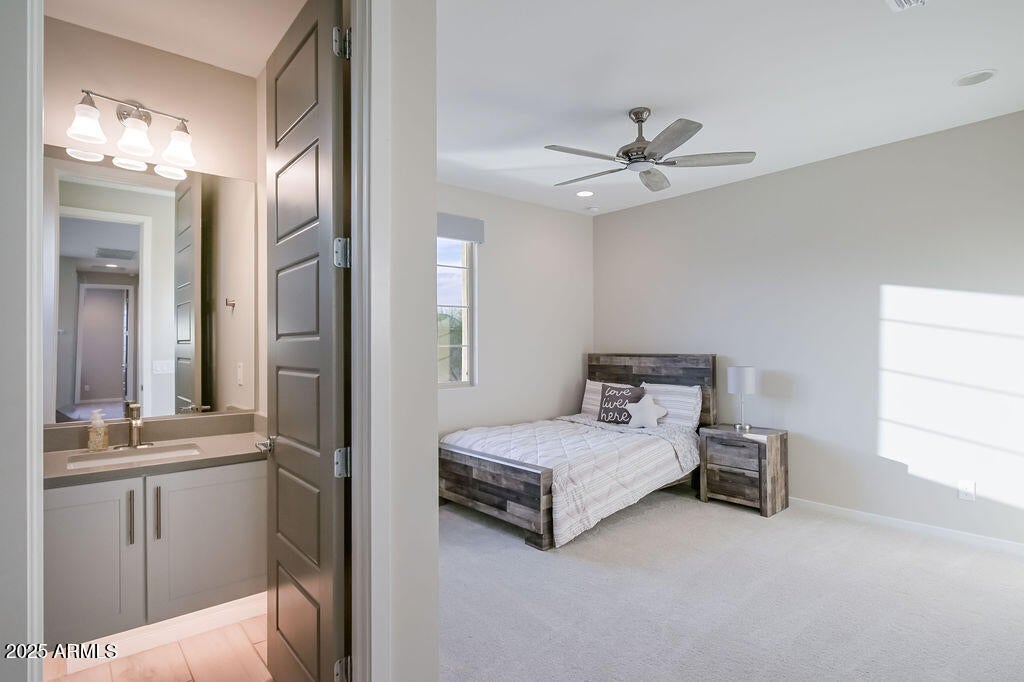 Phoenix, Arizona, 85050, United States, 4 Bedrooms Bedrooms, ,4 BathroomsBathrooms,Residential,Active,2007184