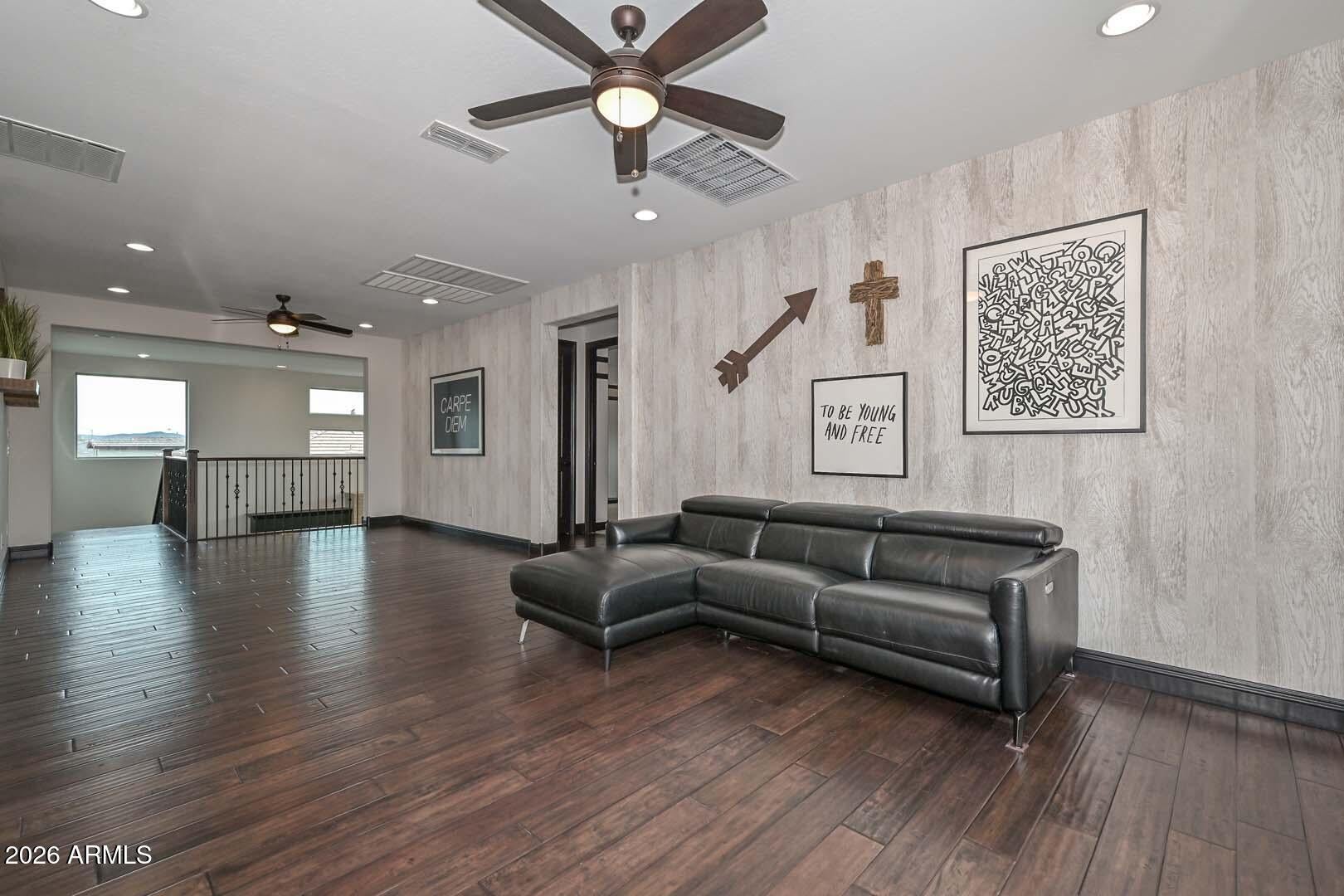 Peoria, Arizona, 85383, United States, 6 Bedrooms Bedrooms, ,5 BathroomsBathrooms,Residential,Active,2017881