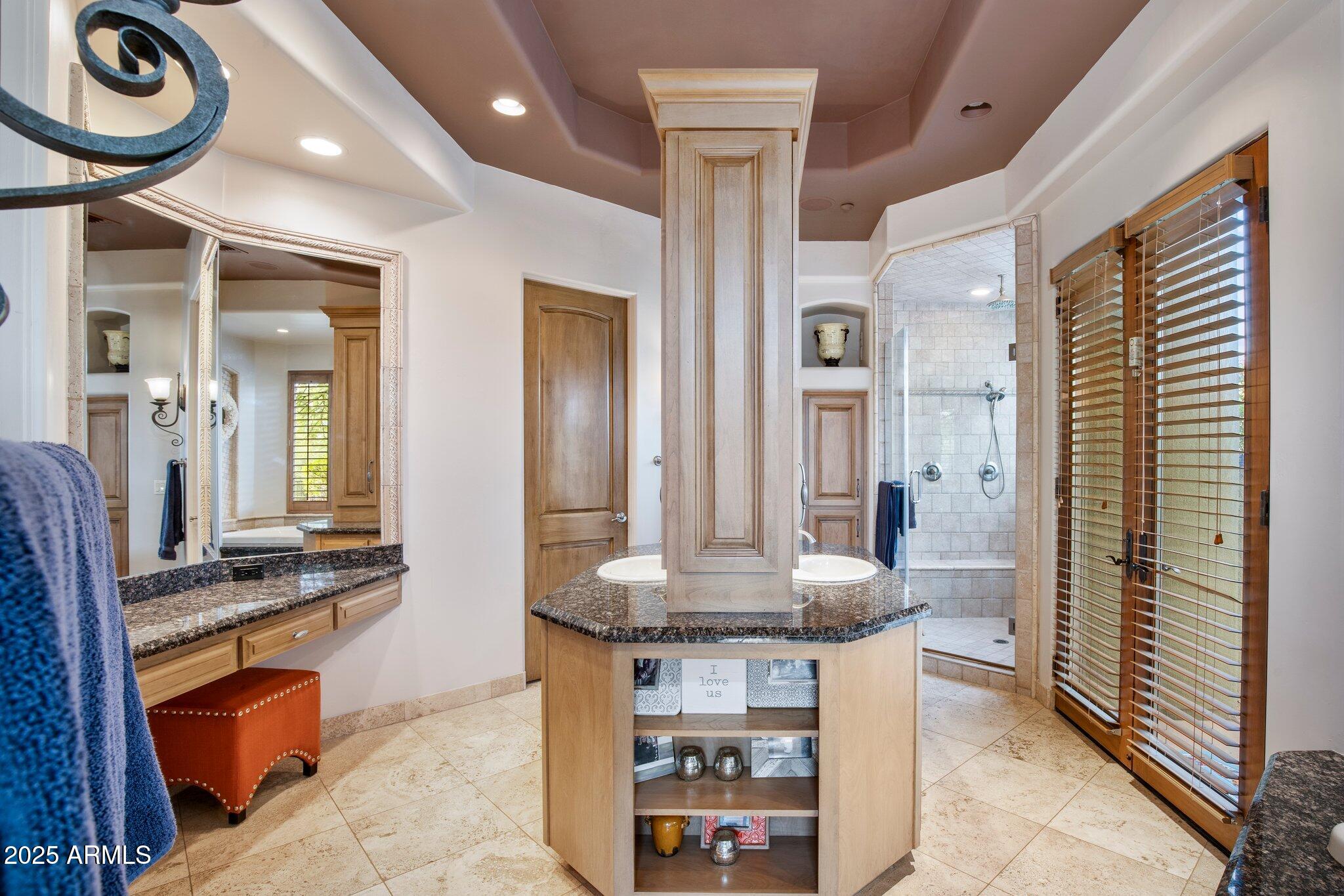 Scottsdale, Arizona, 85255, United States, 5 Bedrooms Bedrooms, ,6 BathroomsBathrooms,Residential,Active,1953434