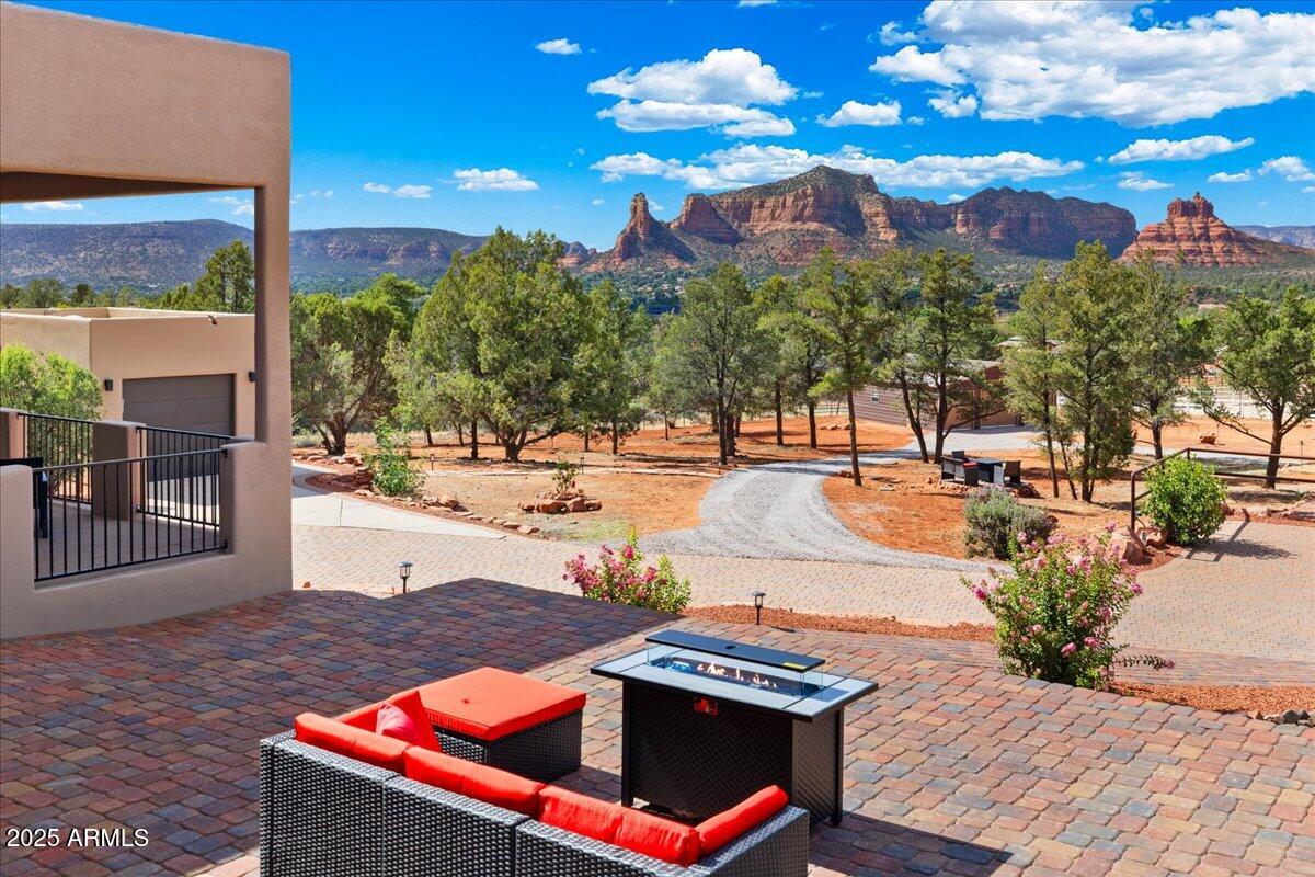 Sedona, Arizona, 86351, United States, 5 Bedrooms Bedrooms, ,6 BathroomsBathrooms,Residential,Active,1944107