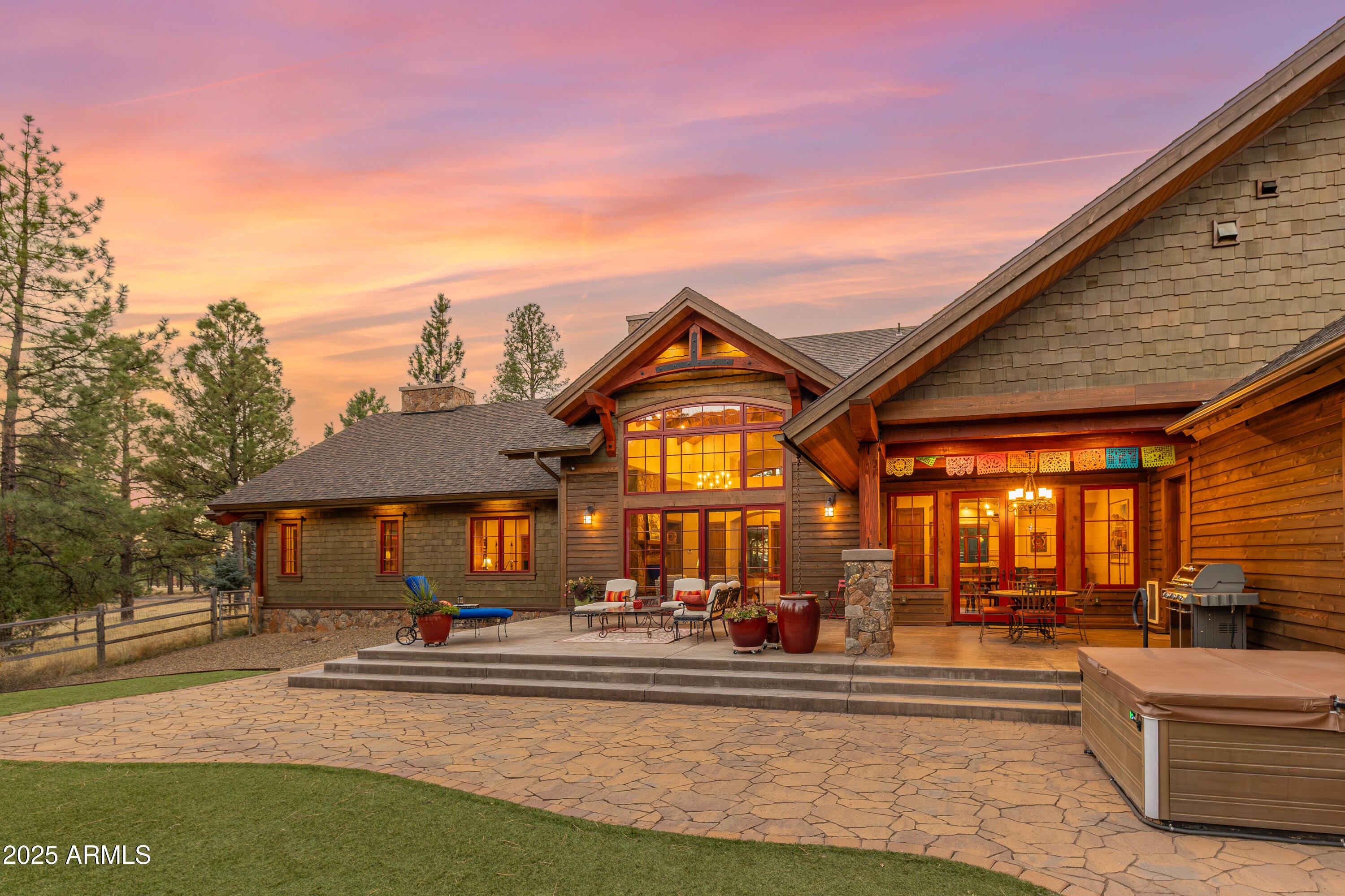 Flagstaff, Arizona, 86001, United States, 4 Bedrooms Bedrooms, ,4 BathroomsBathrooms,Residential,Active,2002671