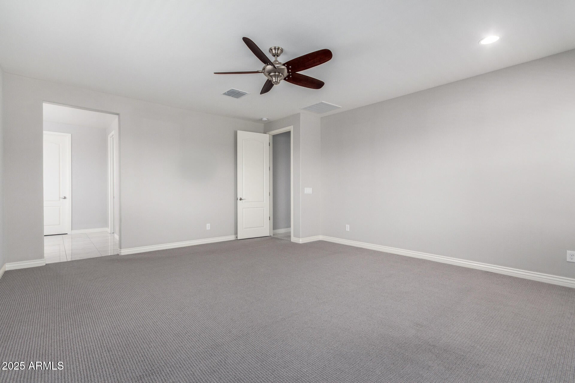 Phoenix, Arizona, 85050, United States, 4 Bedrooms Bedrooms, ,3 BathroomsBathrooms,Residential,Active,1929434