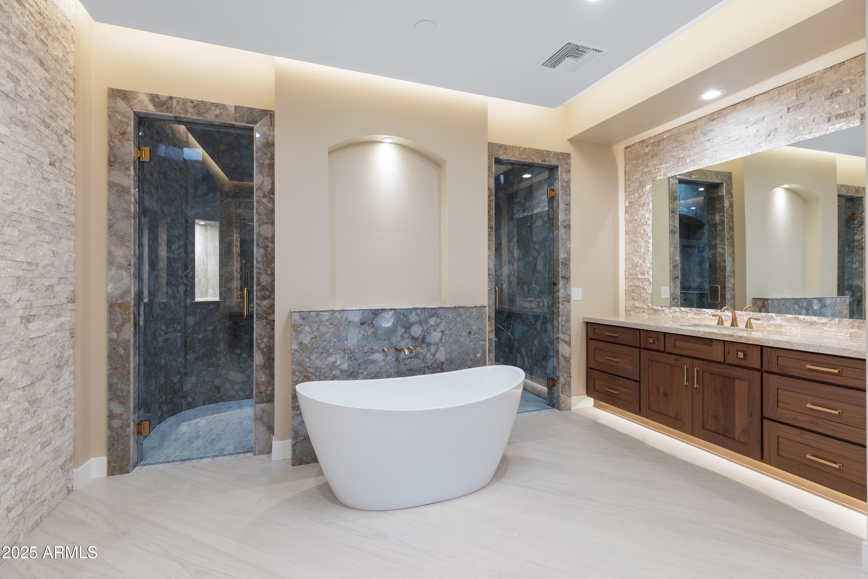 Scottsdale, Arizona, 85262, United States, 4 Bedrooms Bedrooms, ,6 BathroomsBathrooms,Residential,Active,1944024