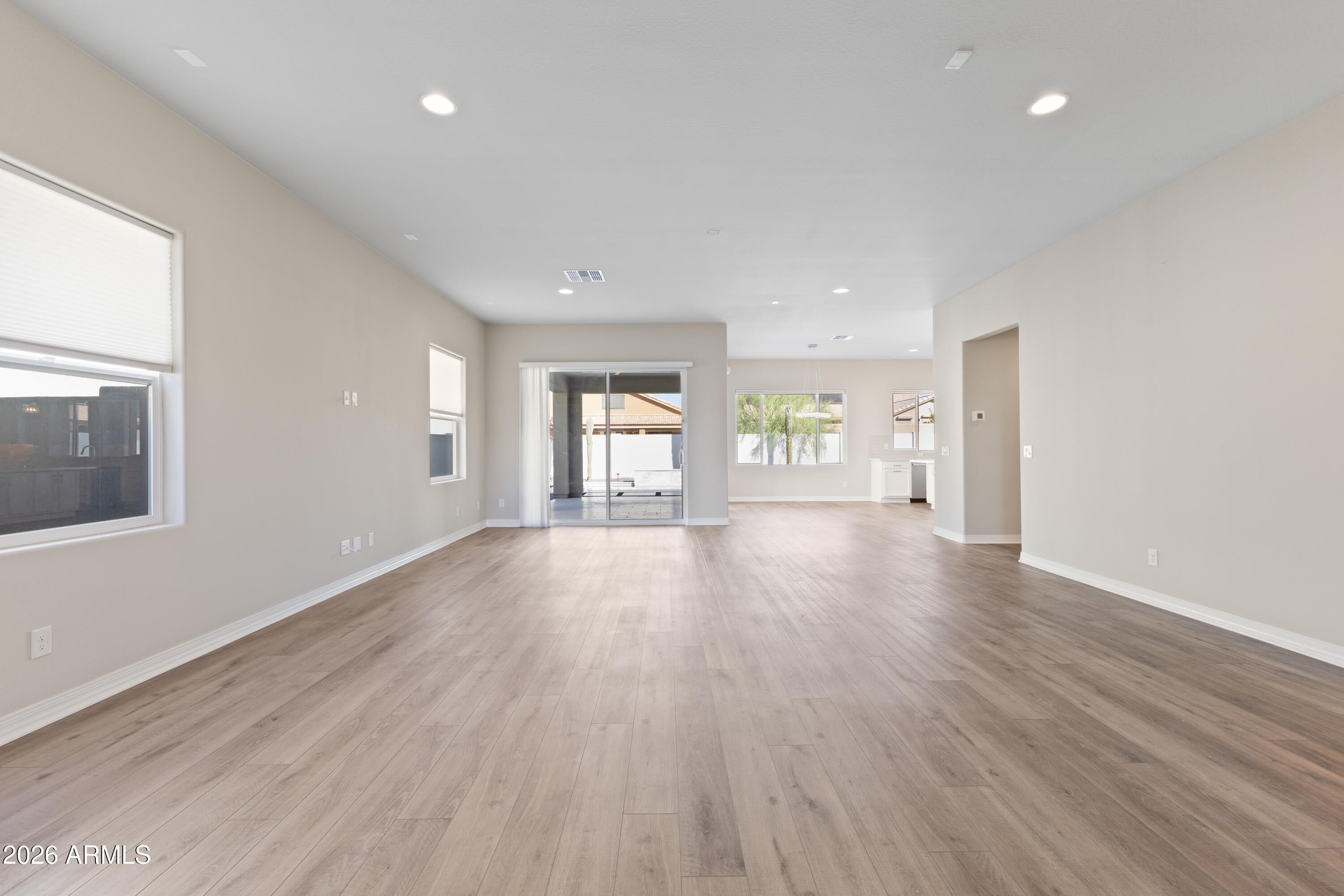 Cave Creek, Arizona, 85331, United States, 4 Bedrooms Bedrooms, ,4 BathroomsBathrooms,Residential,Active,2011415