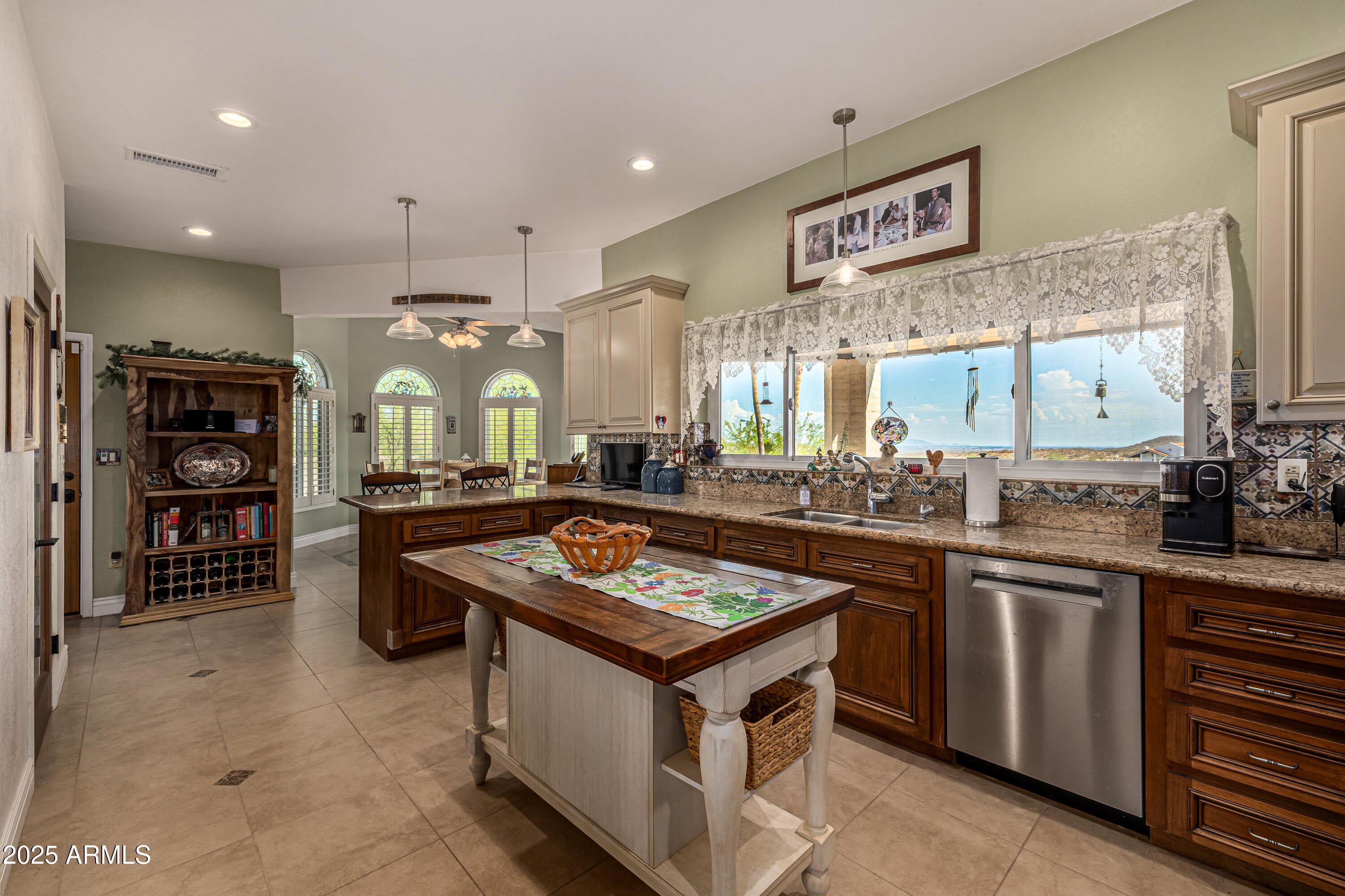 Fountain Hills, Arizona, 85268, United States, 5 Bedrooms Bedrooms, ,4 BathroomsBathrooms,Residential,Active,1988706