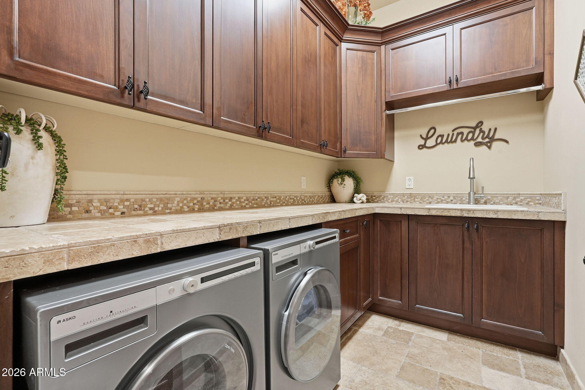 Fountain Hills, Arizona, 85268, United States, 3 Bedrooms Bedrooms, ,4 BathroomsBathrooms,Residential,Active,2009843