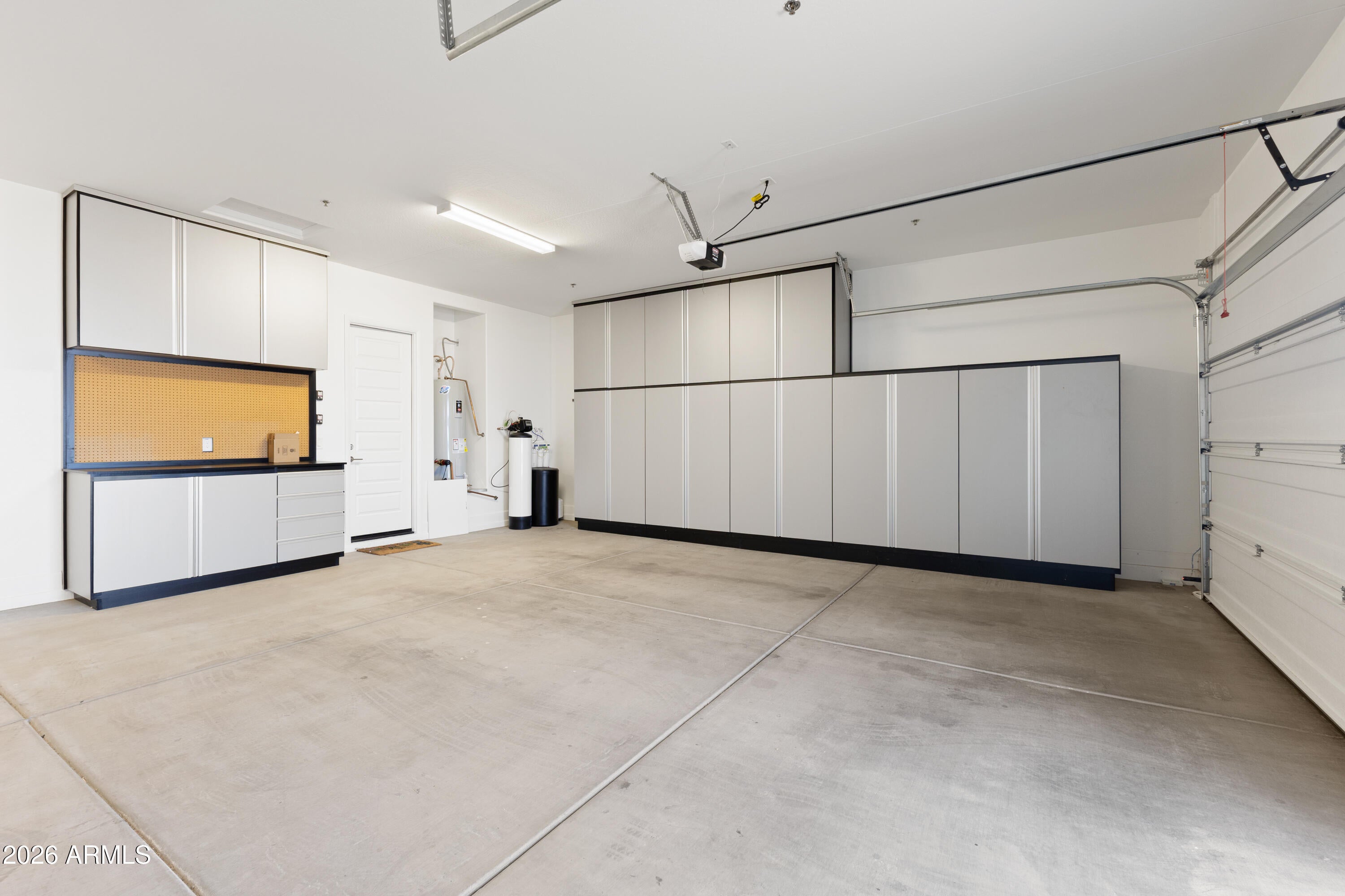 Rio Verde, Arizona, 85263, United States, 3 Bedrooms Bedrooms, ,4 BathroomsBathrooms,Residential,Active,2011855