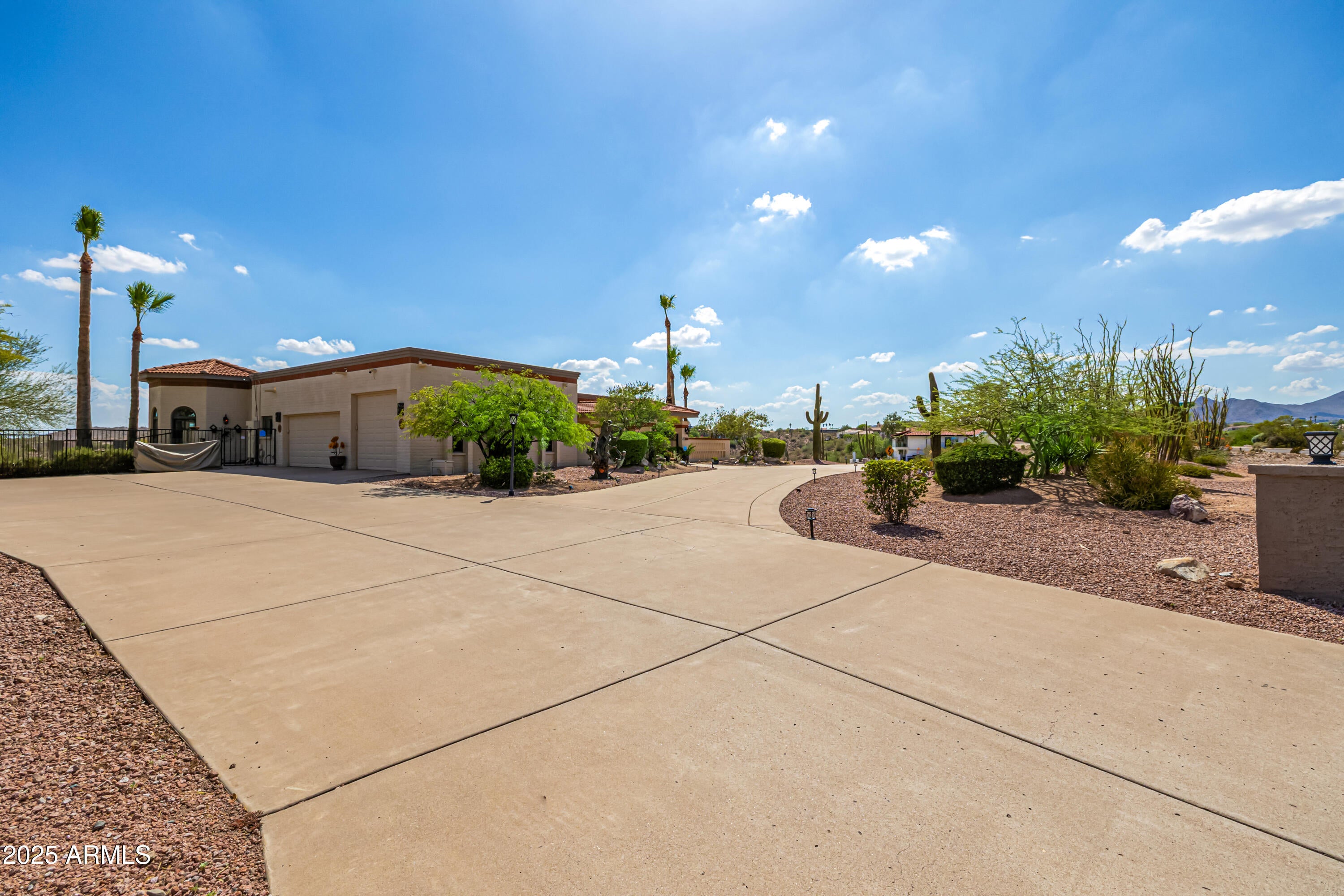 Fountain Hills, Arizona, 85268, United States, 5 Bedrooms Bedrooms, ,4 BathroomsBathrooms,Residential,Active,1988706