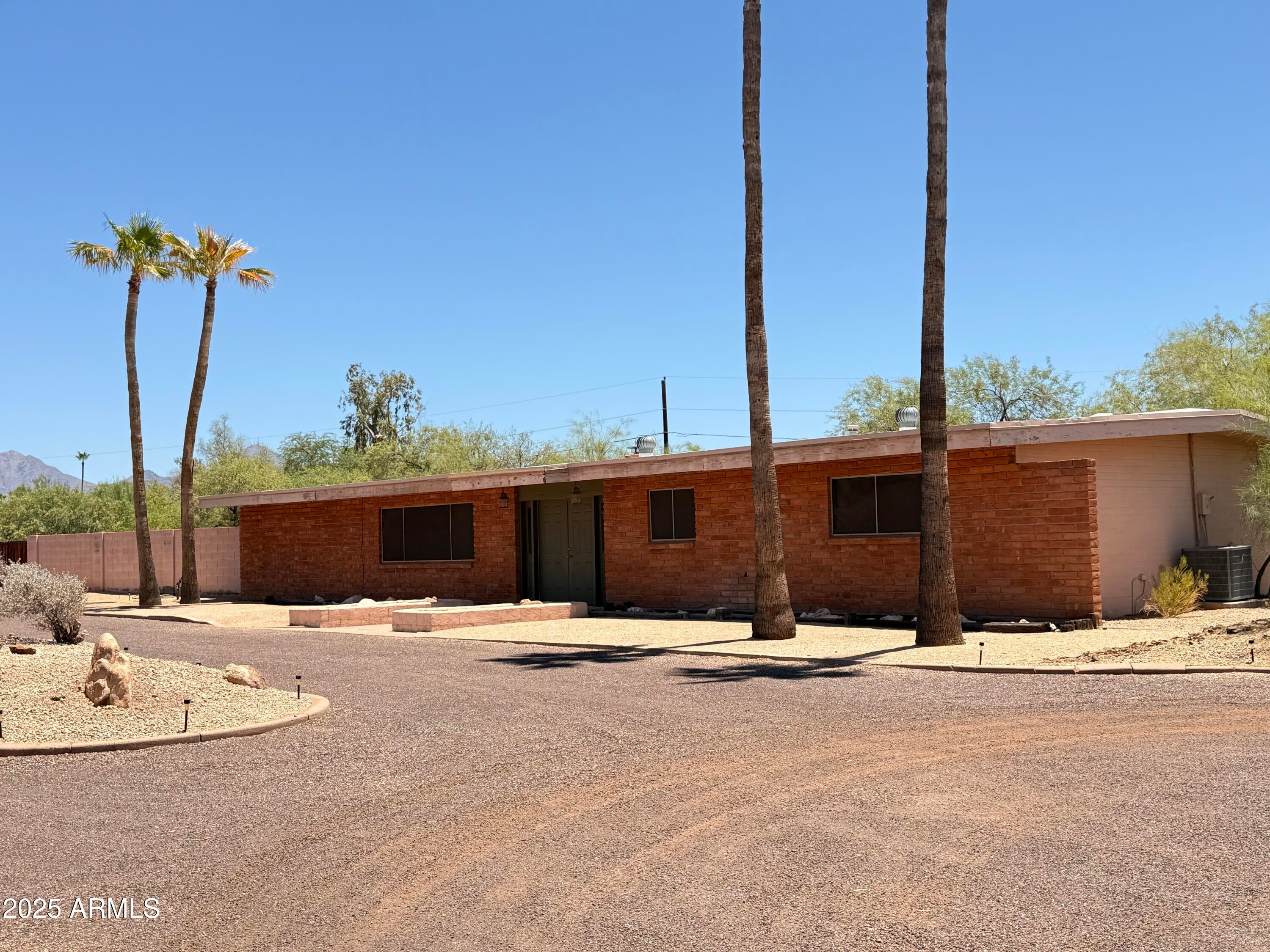 Scottsdale, Arizona, 85260, United States, ,2 BathroomsBathrooms,Residential,Active,1871263