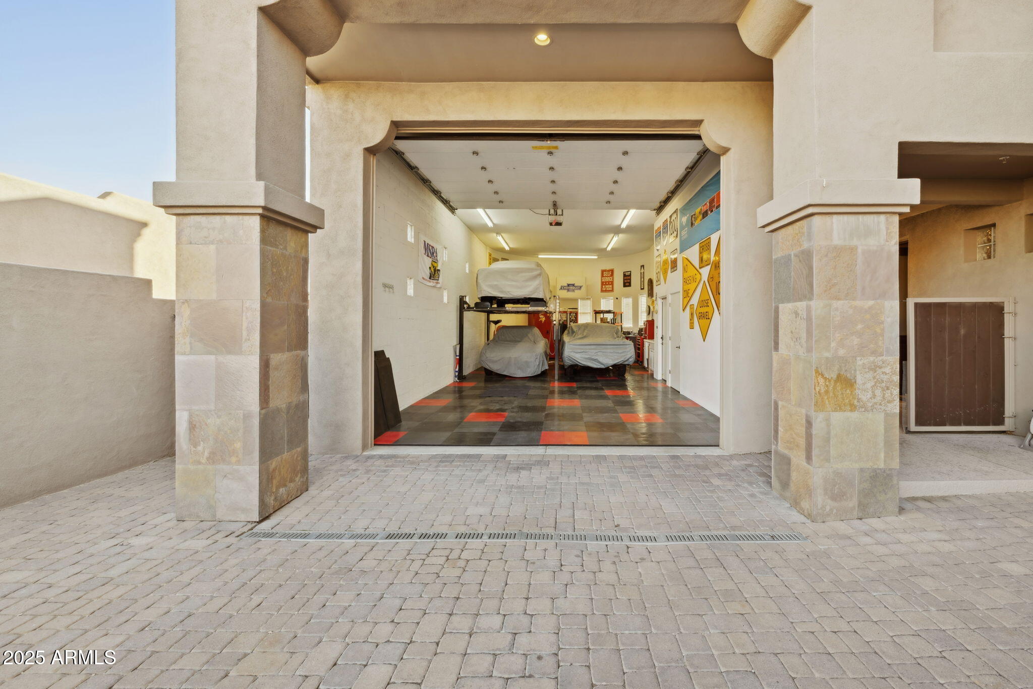 Fountain Hills, Arizona, 85268, United States, 4 Bedrooms Bedrooms, ,5 BathroomsBathrooms,Residential,Active,2003567