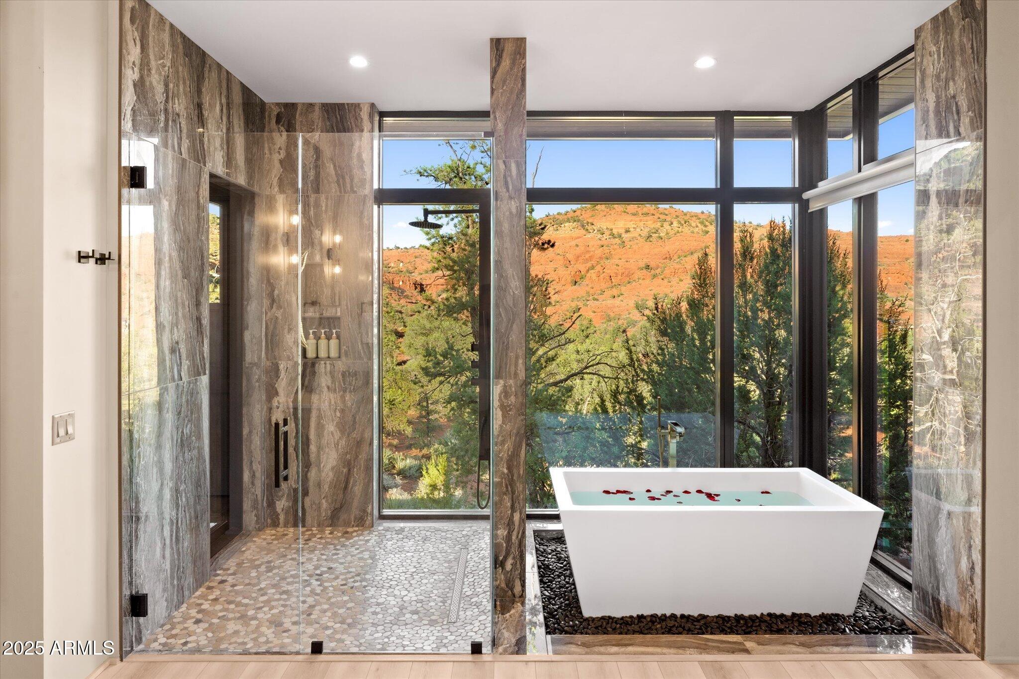Sedona, Arizona, 86336, United States, 4 Bedrooms Bedrooms, ,4 BathroomsBathrooms,Residential,Active,1946435