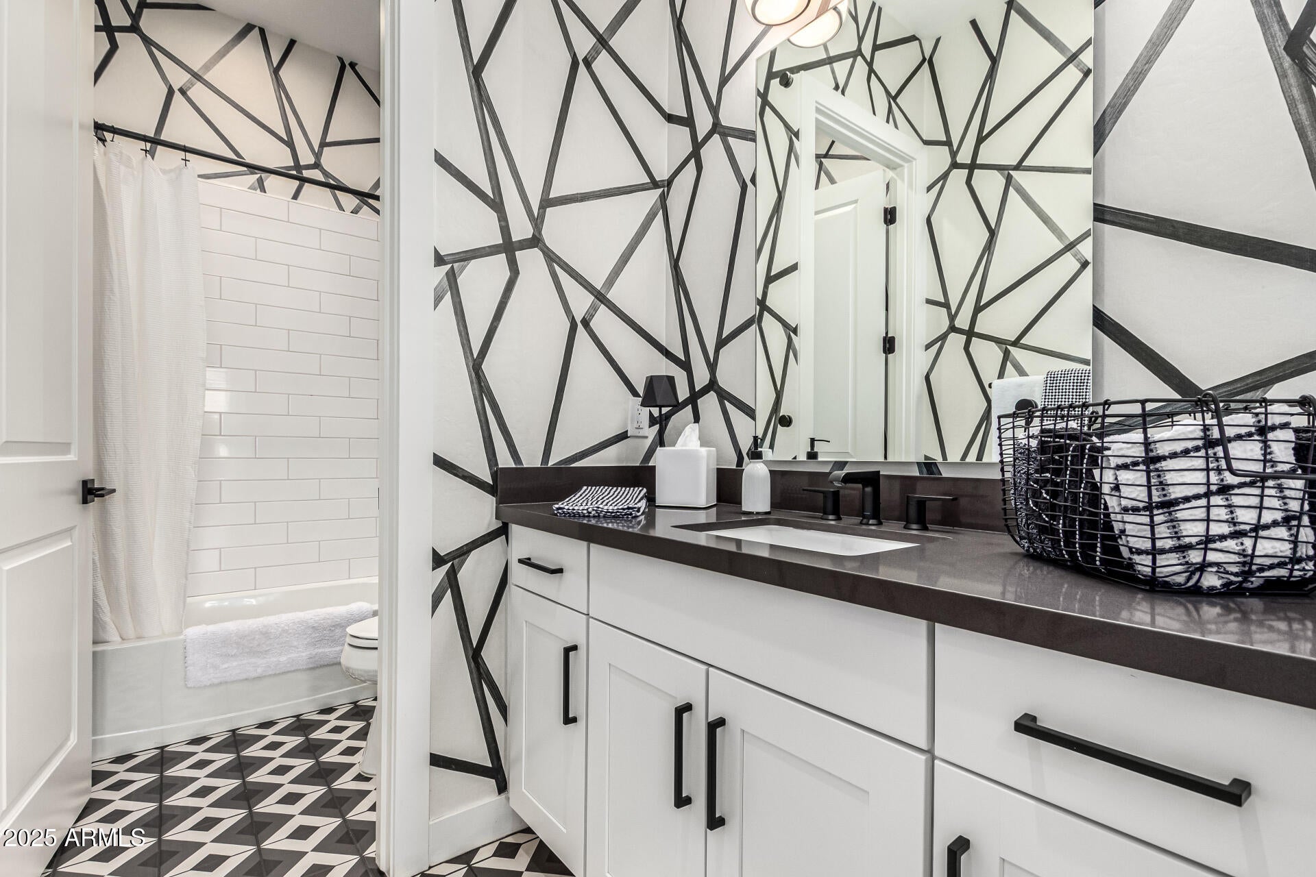 Surprise, Arizona, 85388, United States, 3 Bedrooms Bedrooms, ,4 BathroomsBathrooms,Residential,Active,1987264