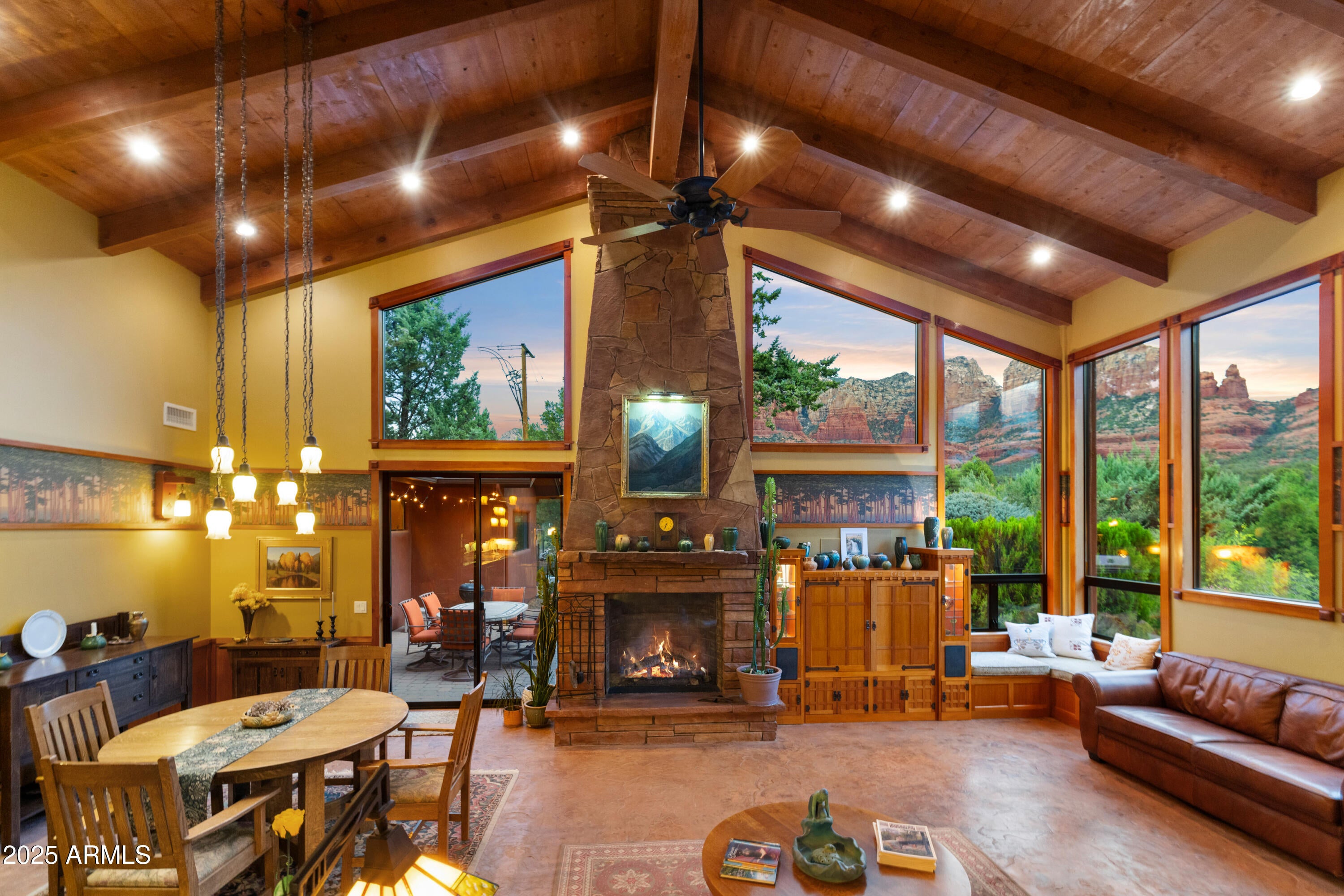Sedona, Arizona, 86336, United States, 4 Bedrooms Bedrooms, ,4 BathroomsBathrooms,Residential,Active,1929401