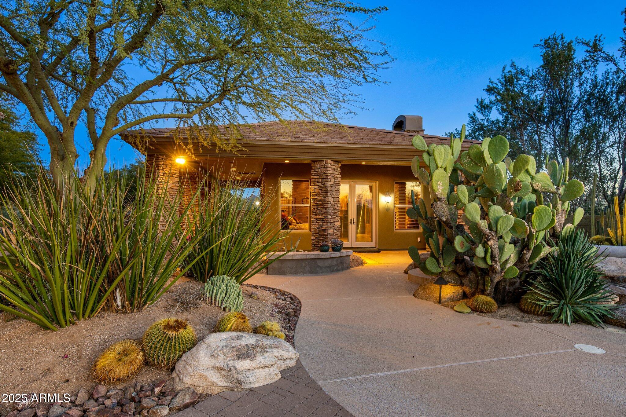Scottsdale, Arizona, 85255, United States, 5 Bedrooms Bedrooms, ,6 BathroomsBathrooms,Residential,Active,1953434