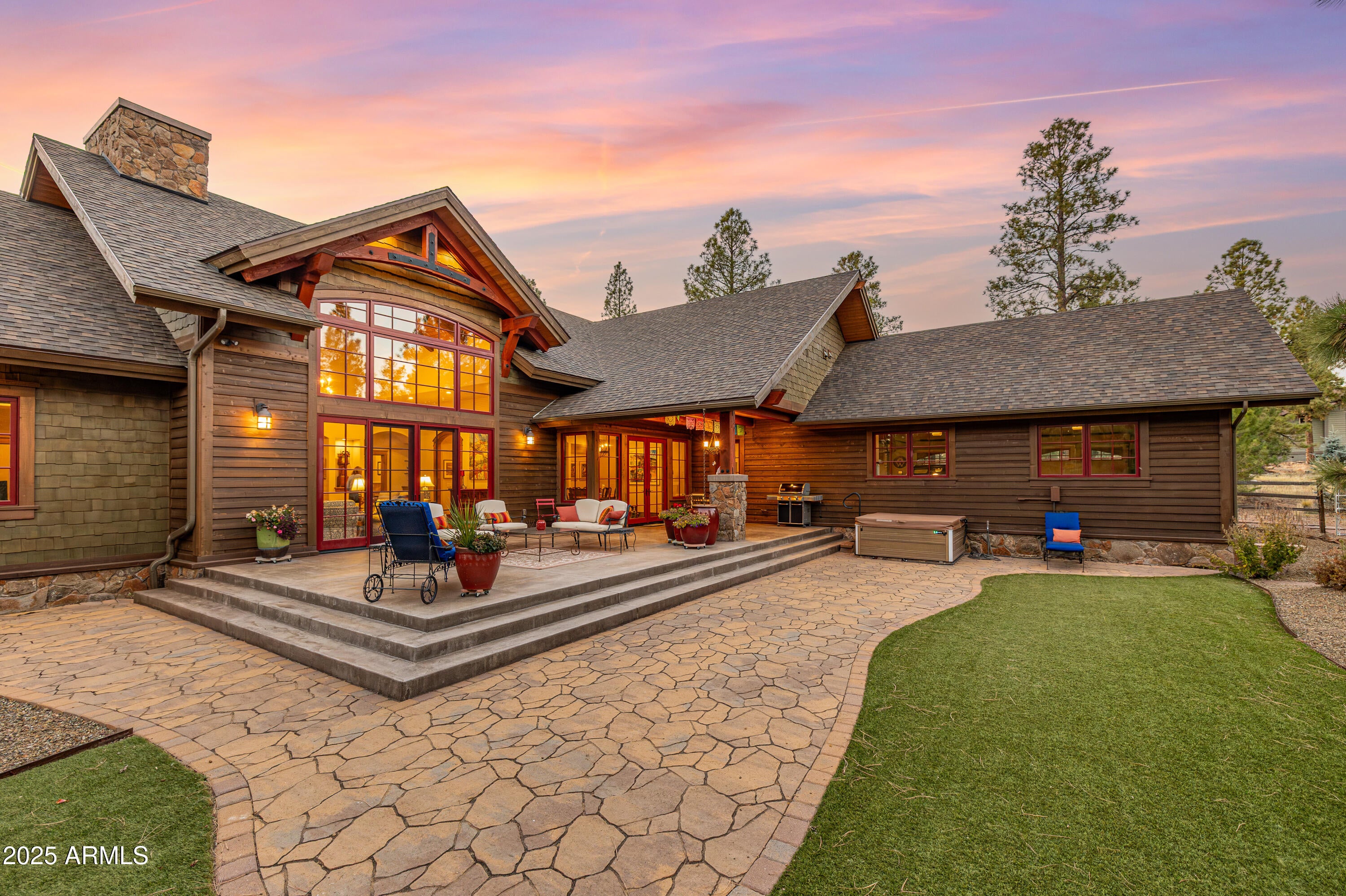 Flagstaff, Arizona, 86001, United States, 4 Bedrooms Bedrooms, ,4 BathroomsBathrooms,Residential,Active,2002671