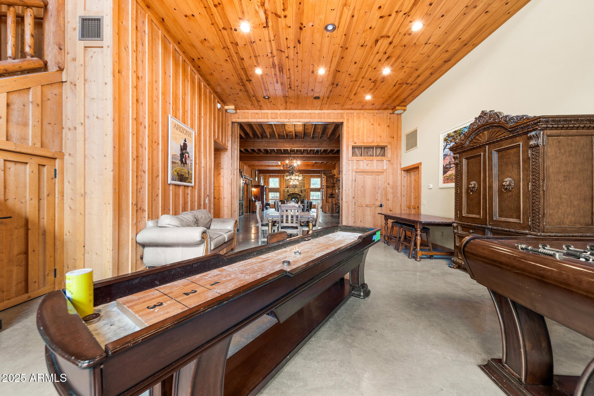 Lakeside, Arizona, 85929, United States, 8 Bedrooms Bedrooms, ,8 BathroomsBathrooms,Residential,Contingent,1996268