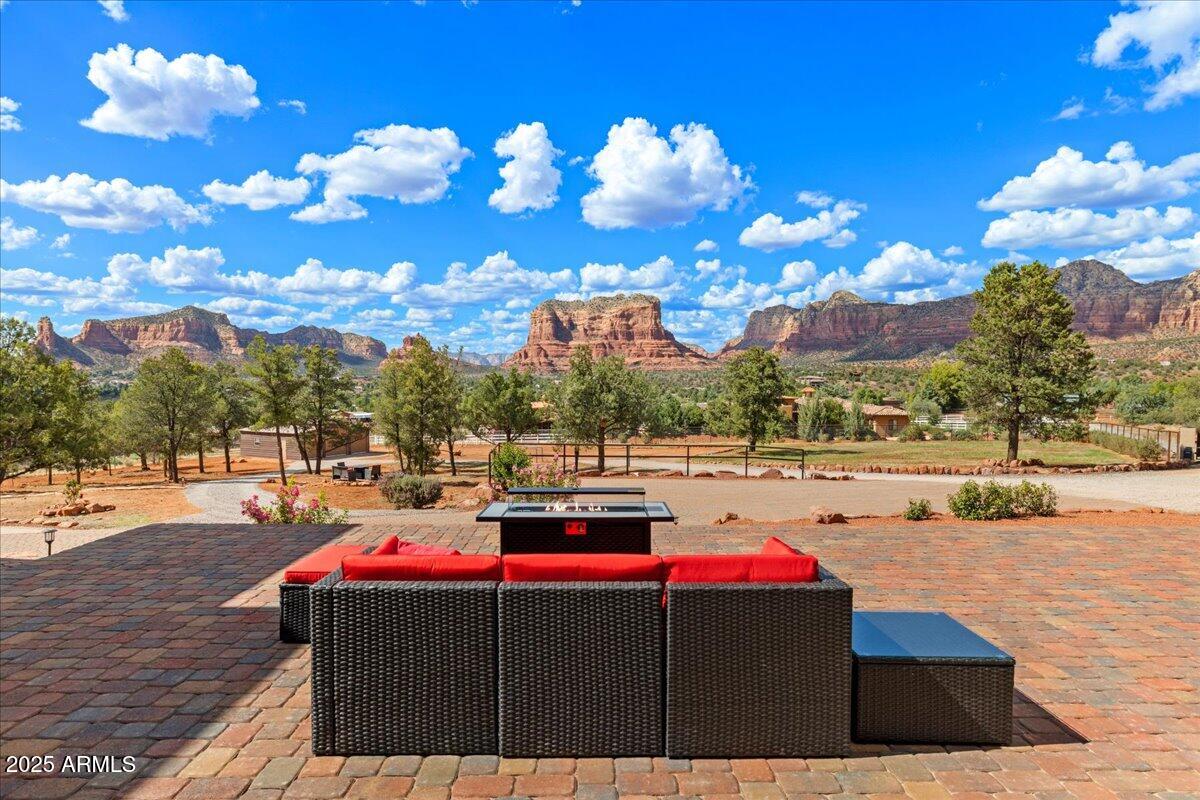 Sedona, Arizona, 86351, United States, 5 Bedrooms Bedrooms, ,6 BathroomsBathrooms,Residential,Active,1944107