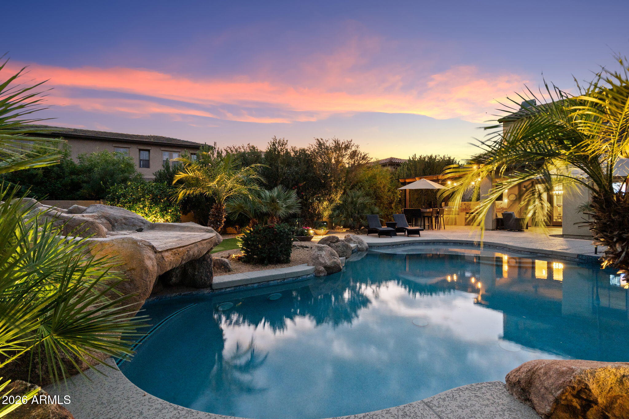 Phoenix, Arizona, 85050, United States, 4 Bedrooms Bedrooms, ,5 BathroomsBathrooms,Residential,Active,2013408