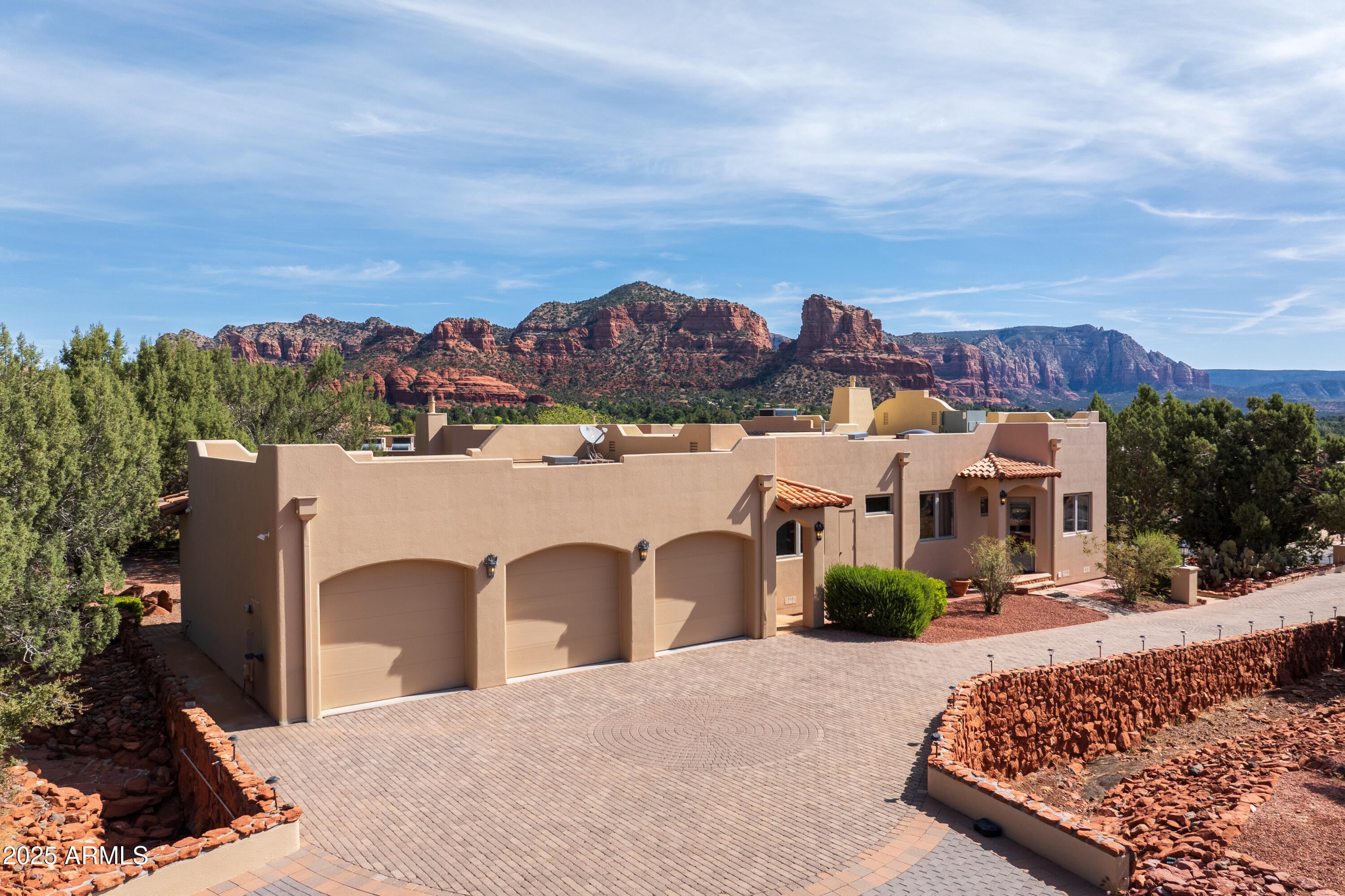 Sedona, Arizona, 86351, United States, 3 Bedrooms Bedrooms, ,3 BathroomsBathrooms,Residential,Active,1926904