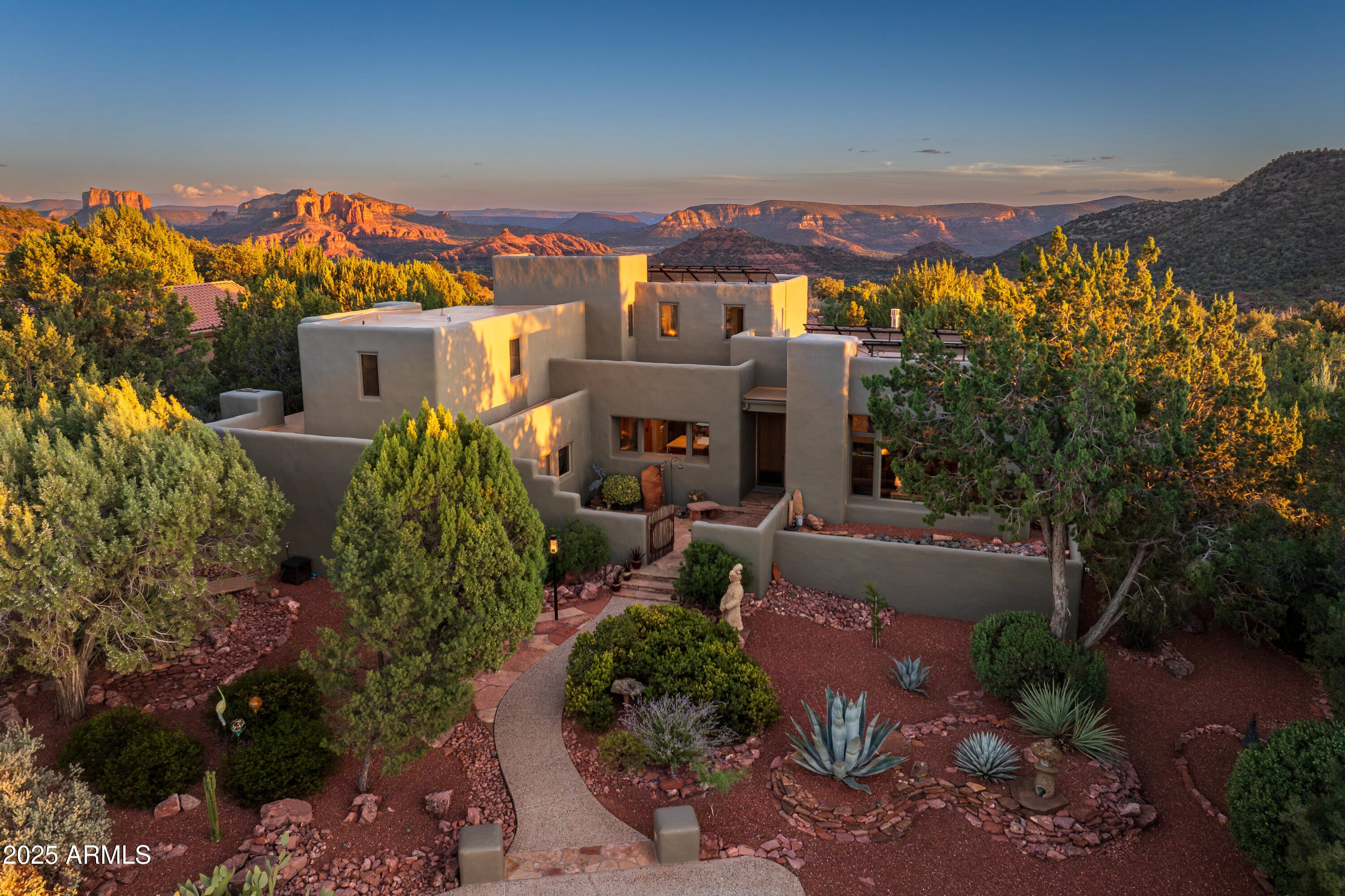 Sedona, Arizona, 86336, United States, 3 Bedrooms Bedrooms, ,4 BathroomsBathrooms,Residential,Active,1946525