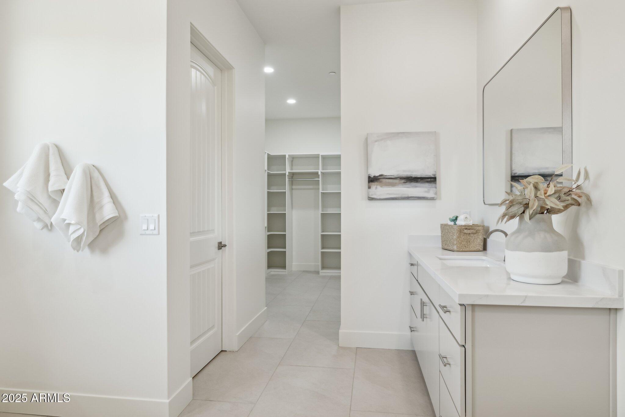 Fountain Hills, Arizona, 85268, United States, 3 Bedrooms Bedrooms, ,4 BathroomsBathrooms,Residential,Active,1969777