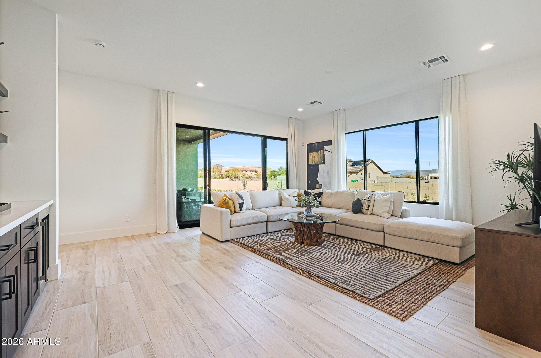 Phoenix, Arizona, 85086, United States, 4 Bedrooms Bedrooms, ,5 BathroomsBathrooms,Residential,Pending,2012908