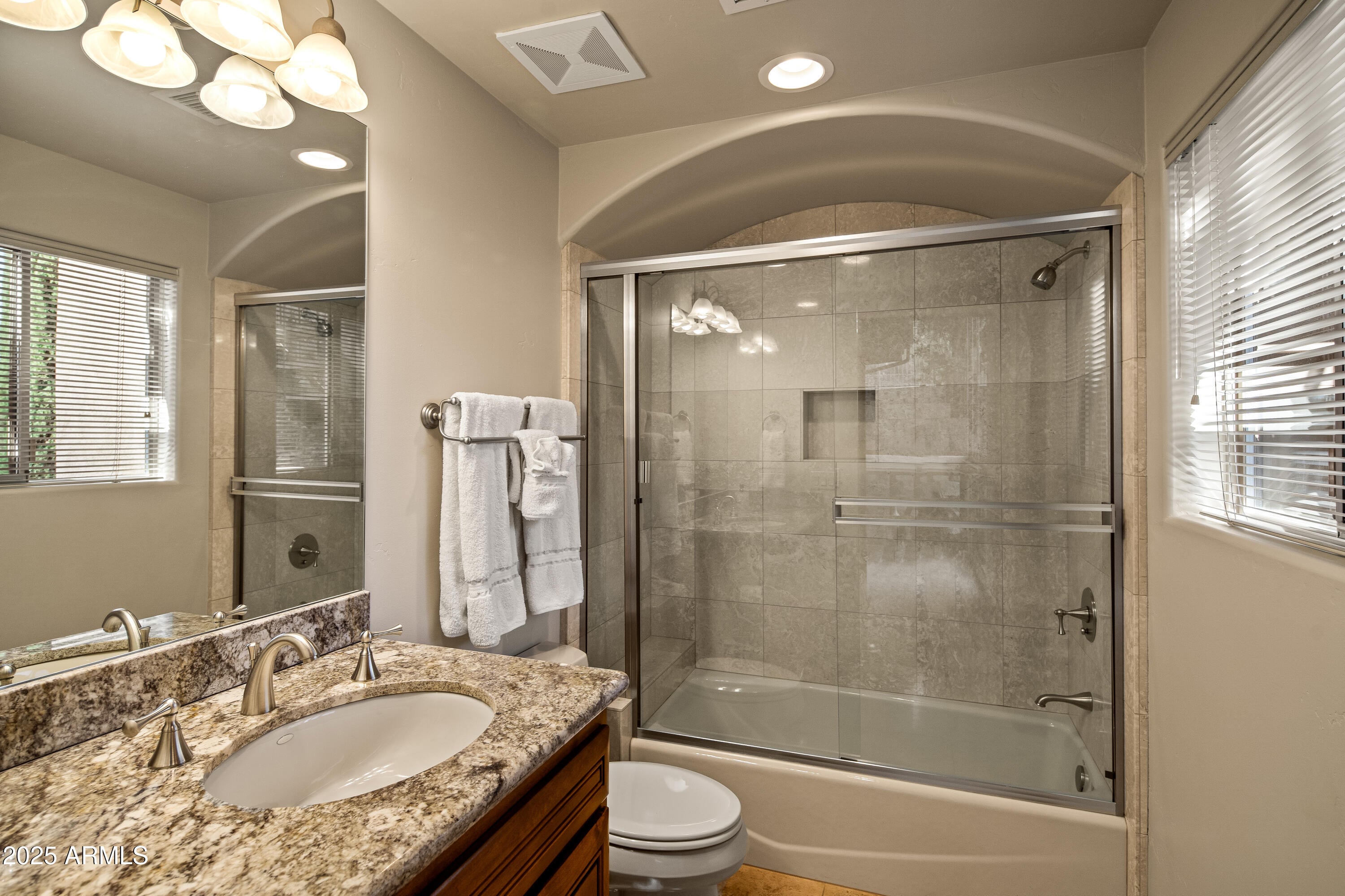 Sedona, Arizona, 86351, United States, 4 Bedrooms Bedrooms, ,5 BathroomsBathrooms,Residential,Active,1959519