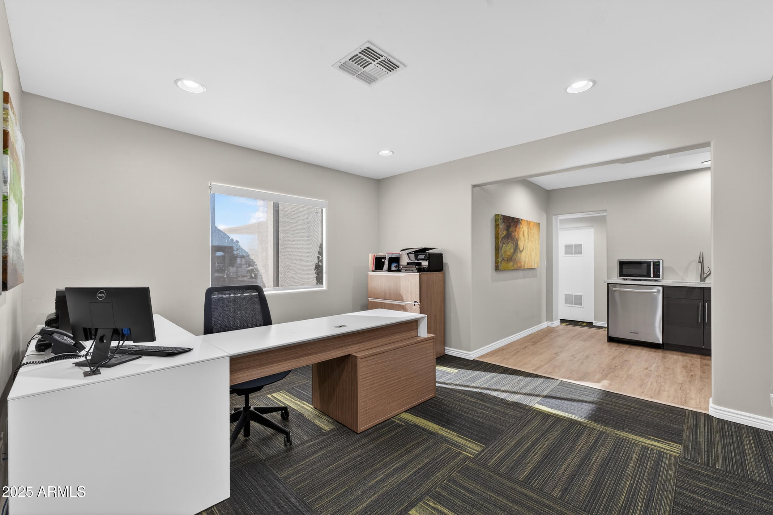 Phoenix, Arizona, 85016, United States, 4 Bedrooms Bedrooms, ,2 BathroomsBathrooms,Residential,Active,2001376