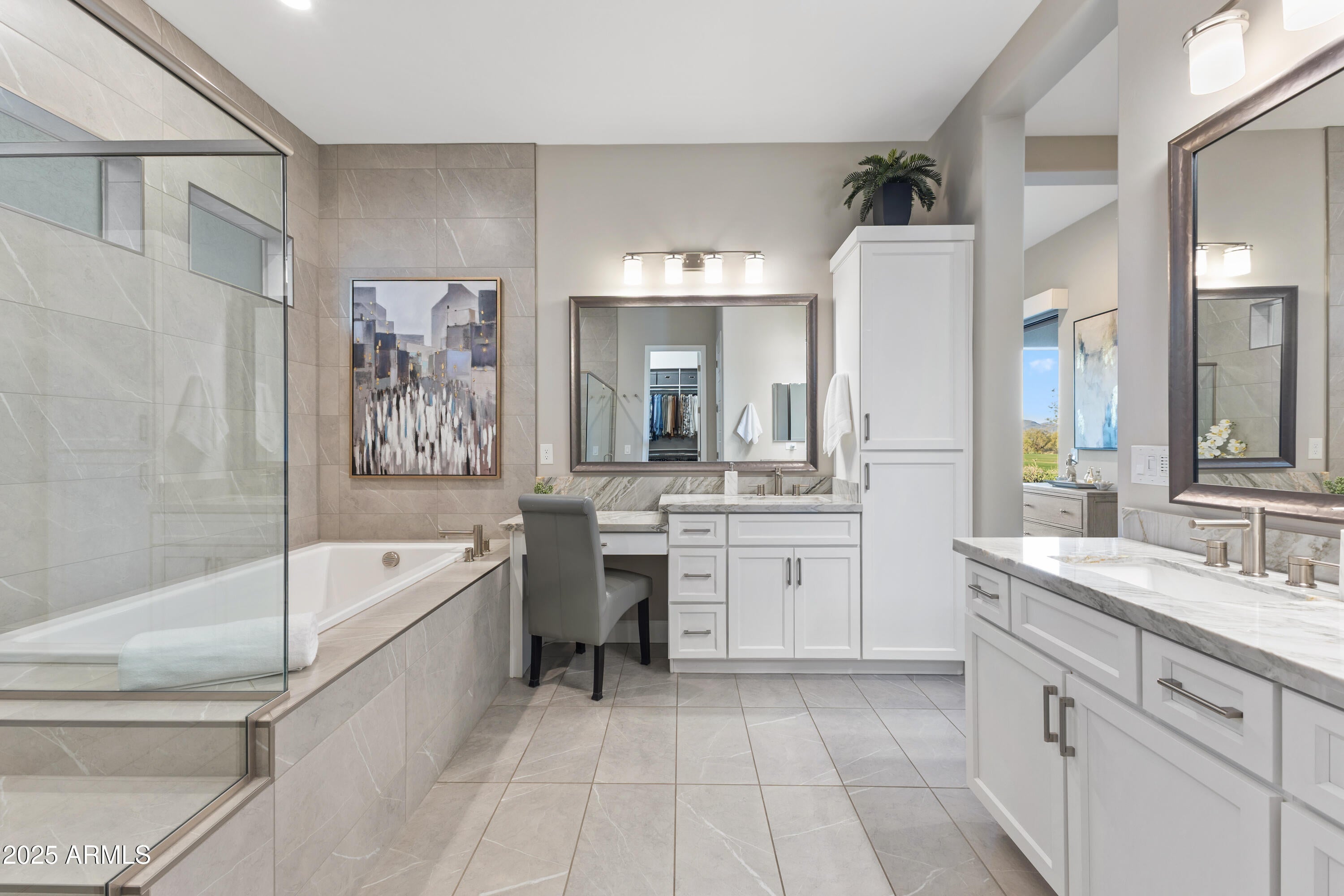 Rio Verde, Arizona, 85263, United States, 3 Bedrooms Bedrooms, ,4 BathroomsBathrooms,Residential,Contingent,2008339