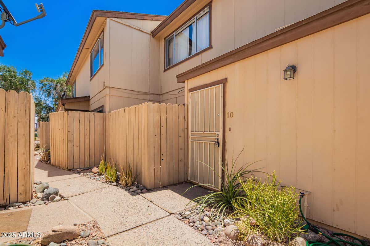 7120 E Wilshire Dr Unit 10  