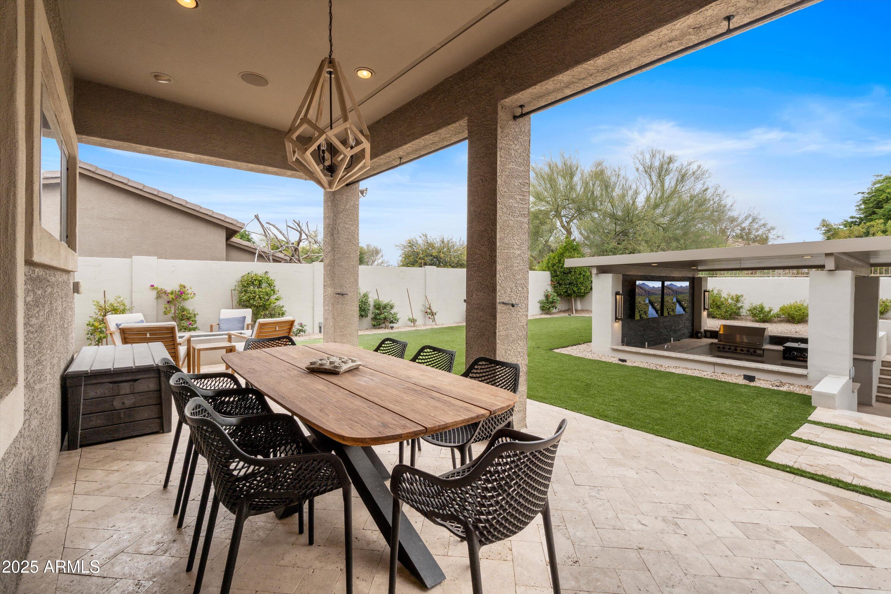 Scottsdale, Arizona, 85255, United States, 5 Bedrooms Bedrooms, ,4 BathroomsBathrooms,Residential,Active,2006890