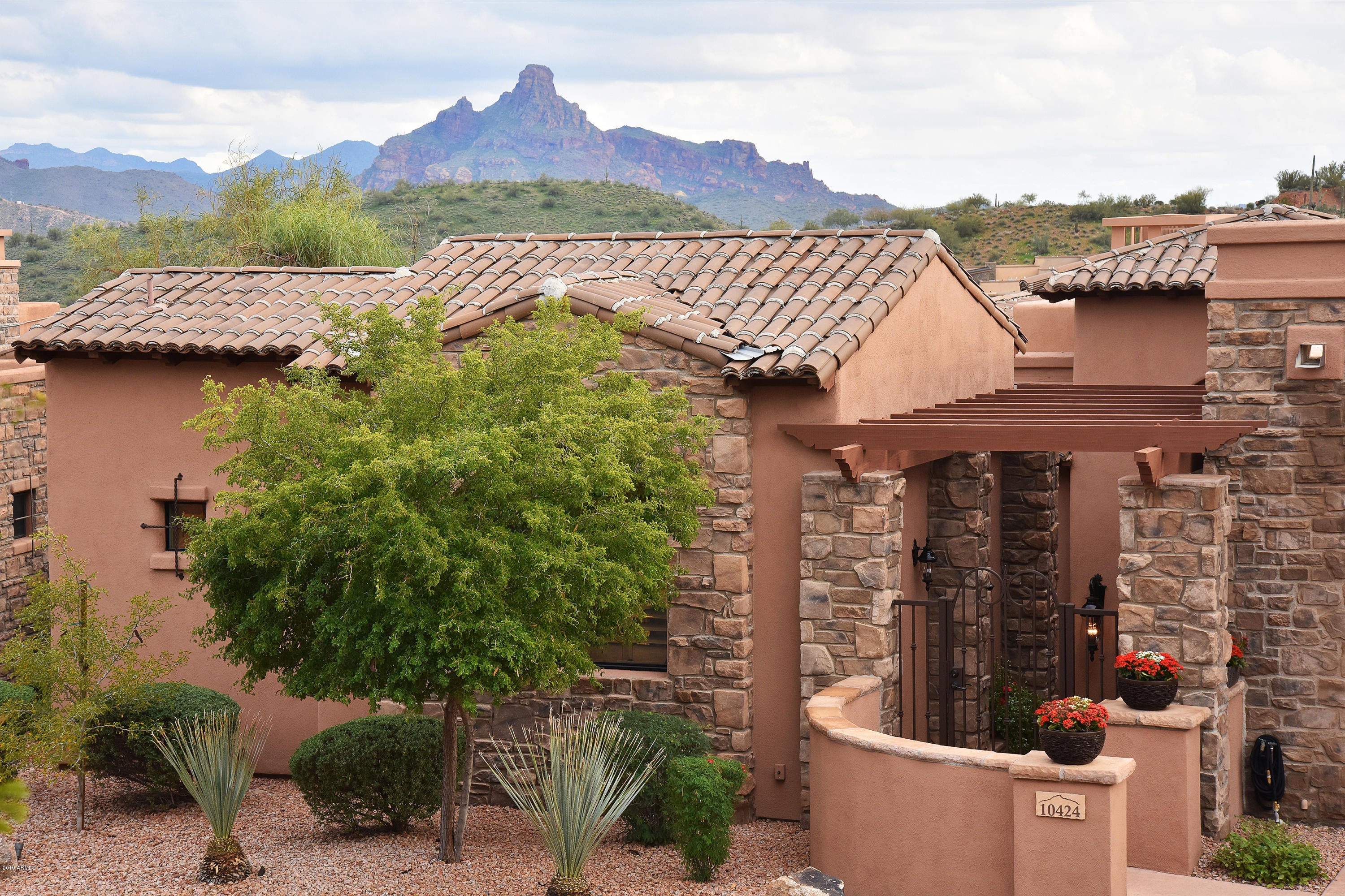 Fountain Hills, Arizona, 85268, United States, 3 Bedrooms Bedrooms, ,4 BathroomsBathrooms,Residential,Active,2009843