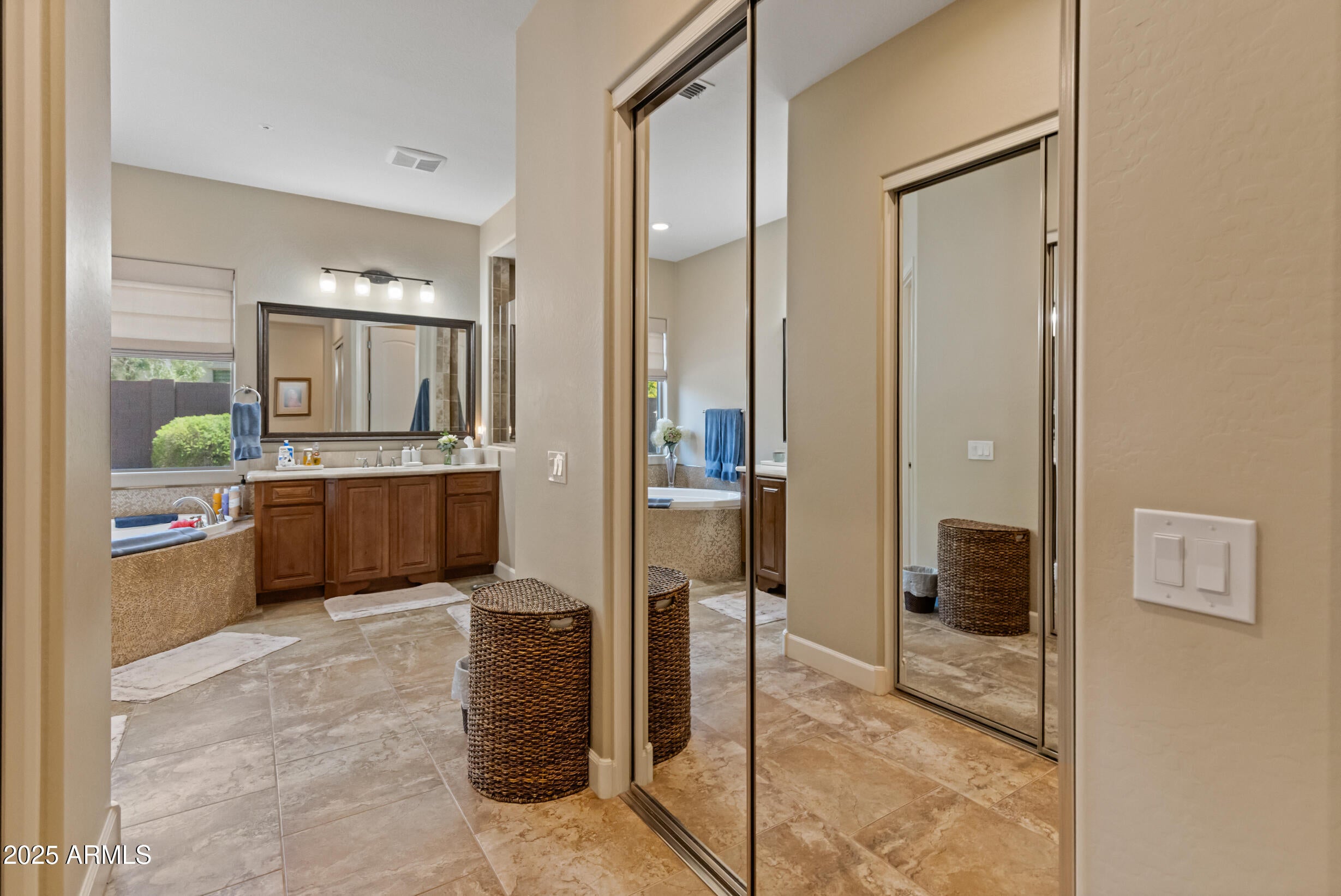 Peoria, Arizona, 85383, United States, 4 Bedrooms Bedrooms, ,4 BathroomsBathrooms,Residential,Active,1764529