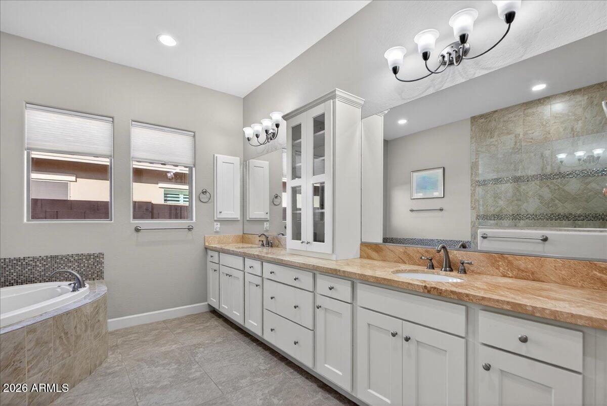 Goodyear, Arizona, 85338, United States, 5 Bedrooms Bedrooms, ,4 BathroomsBathrooms,Residential,Active,2030981