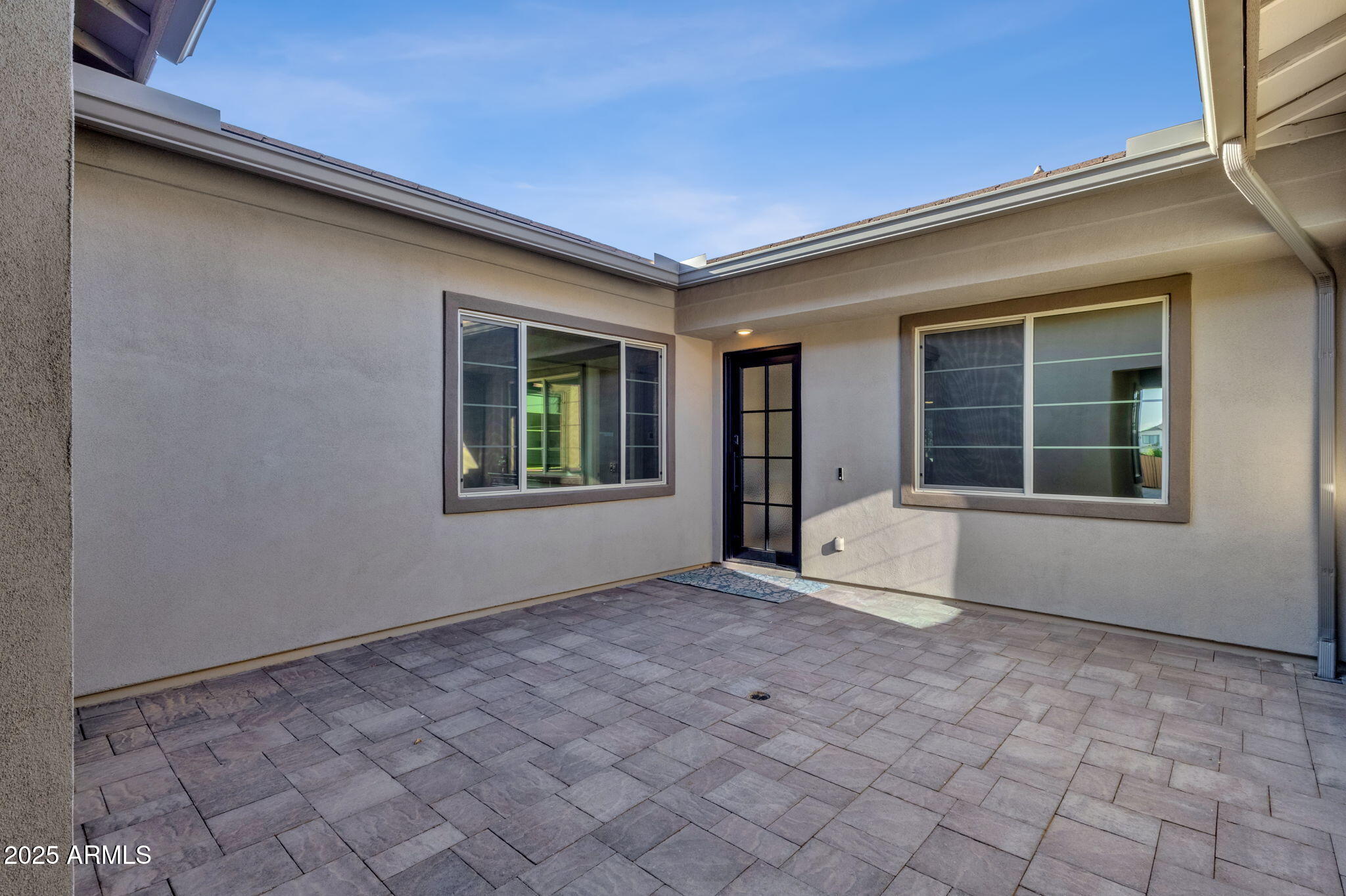 Gilbert, Arizona, 85298, United States, 5 Bedrooms Bedrooms, ,4 BathroomsBathrooms,Residential,Pending,1998605