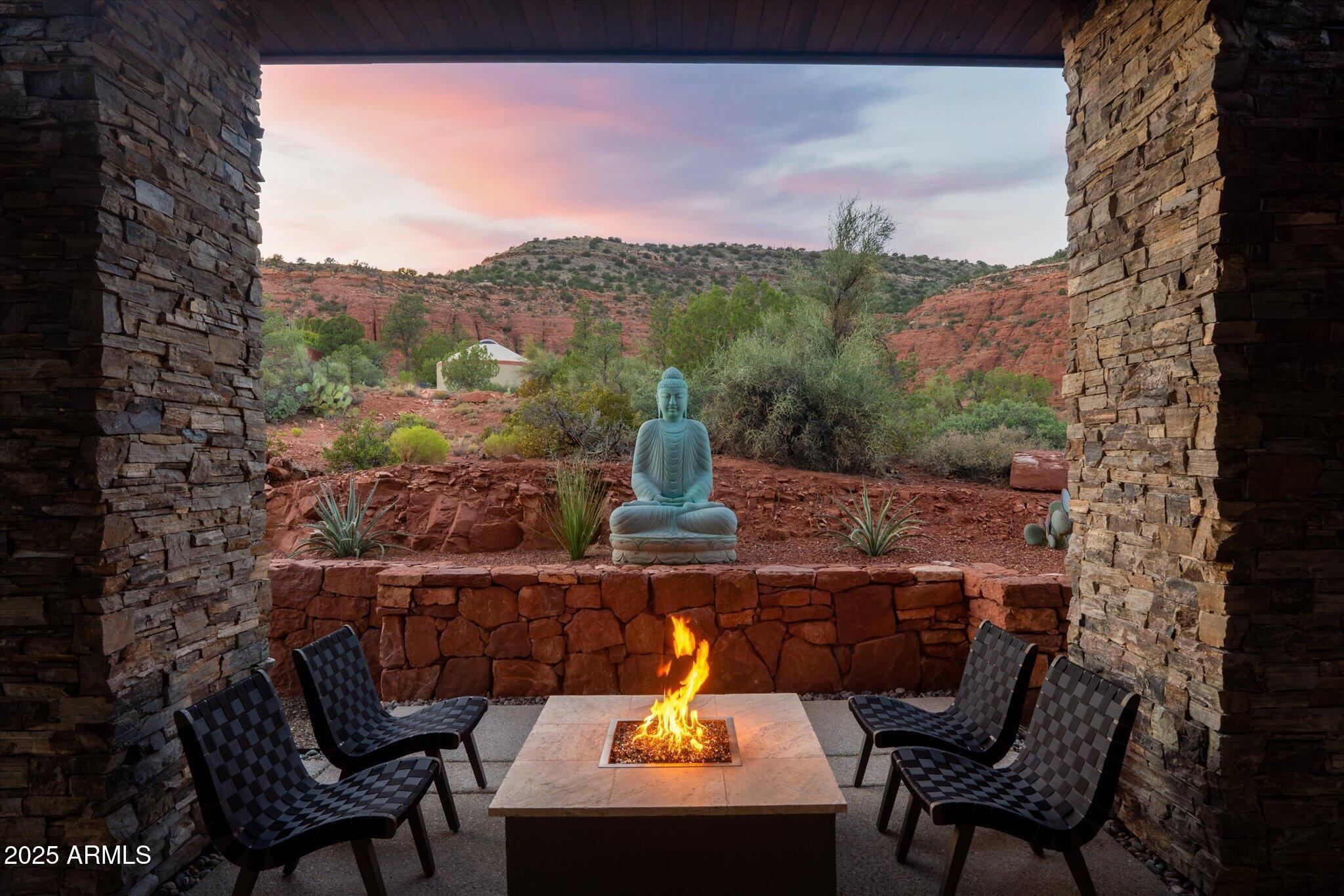 Sedona, Arizona, 86336, United States, 4 Bedrooms Bedrooms, ,4 BathroomsBathrooms,Residential,Active,1946435