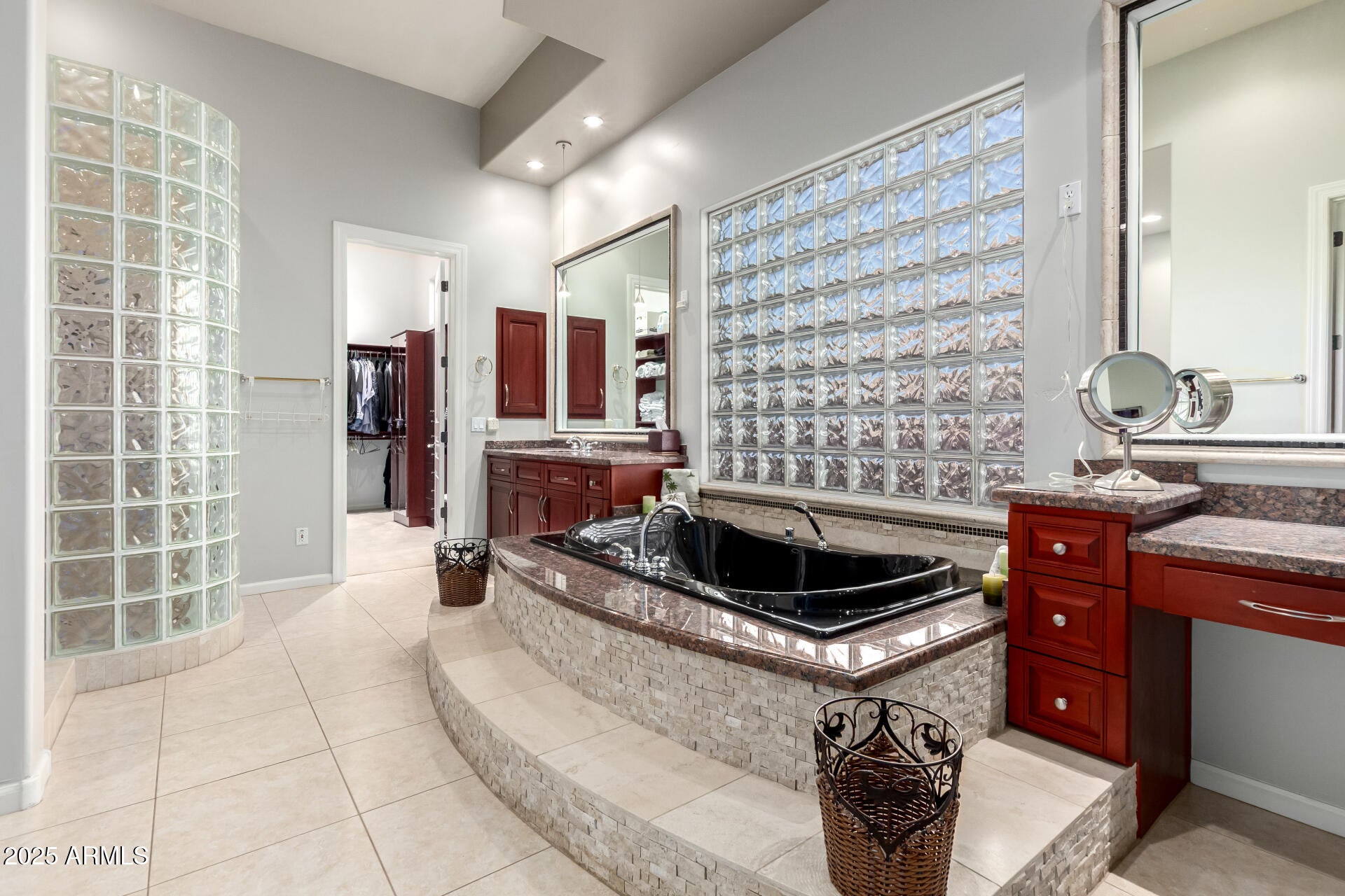 Mesa, Arizona, 85207, United States, 4 Bedrooms Bedrooms, ,4 BathroomsBathrooms,Residential,Active,2007193