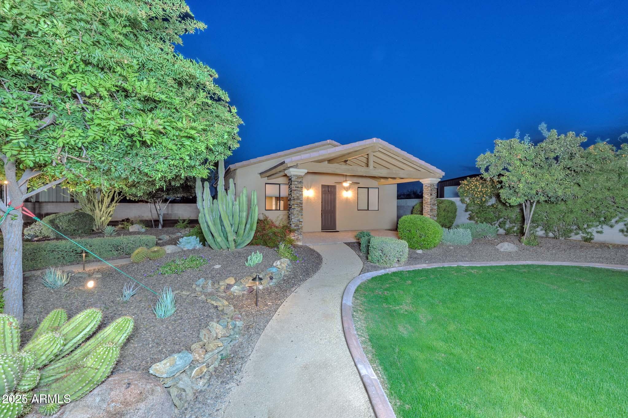 Phoenix, Arizona, 85032, United States, 5 Bedrooms Bedrooms, ,4 BathroomsBathrooms,Residential,Active,1993957