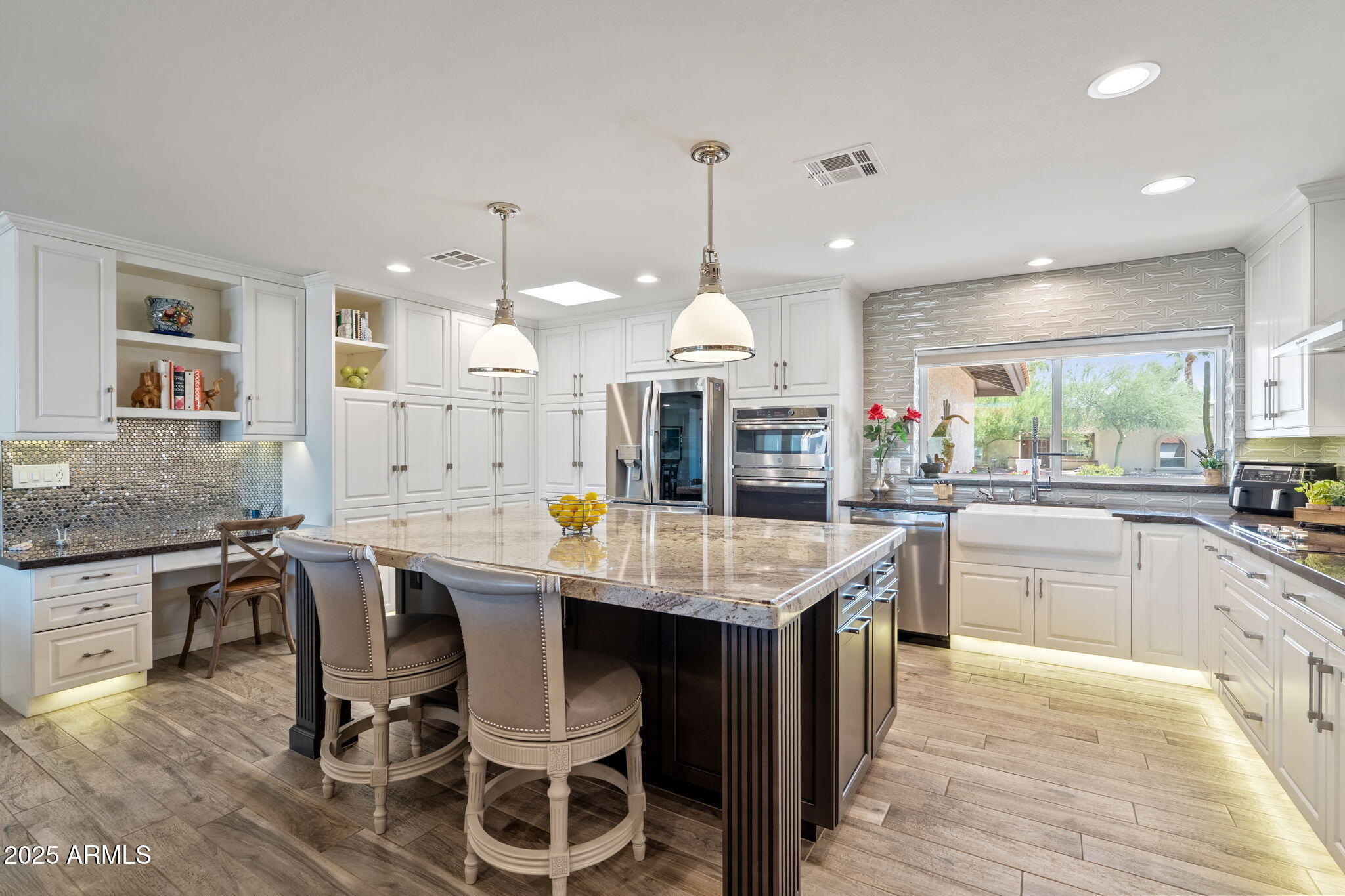 Scottsdale, Arizona, 85260, United States, 3 Bedrooms Bedrooms, ,4 BathroomsBathrooms,Residential,Active,1996578