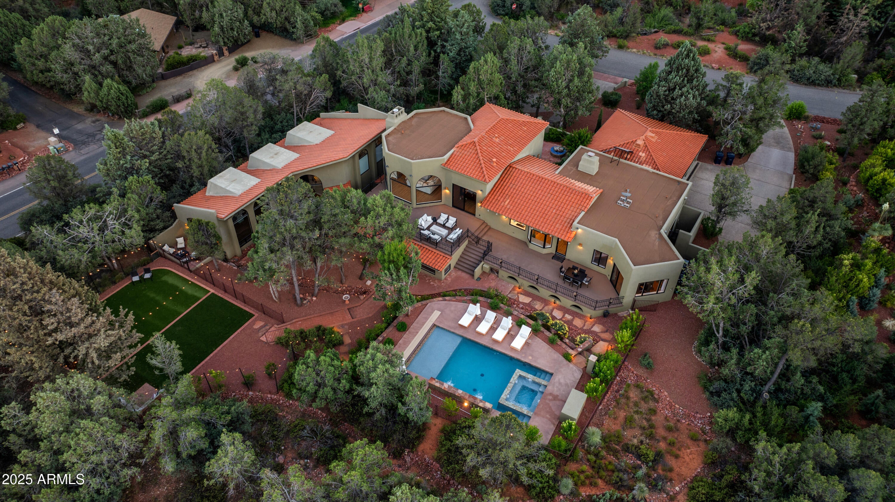 Sedona, Arizona, 86336, United States, 5 Bedrooms Bedrooms, ,5 BathroomsBathrooms,Residential,Active,1995283