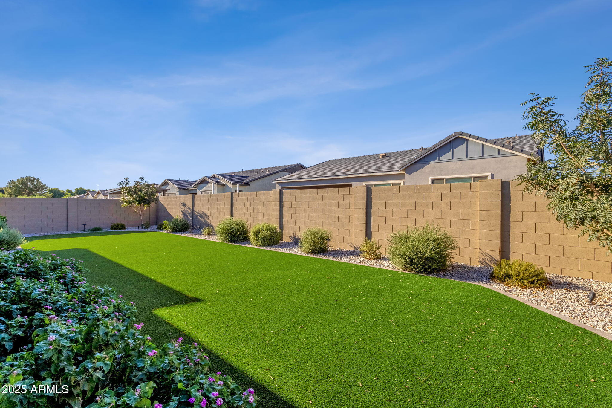 Gilbert, Arizona, 85298, United States, 5 Bedrooms Bedrooms, ,4 BathroomsBathrooms,Residential,Pending,1998605