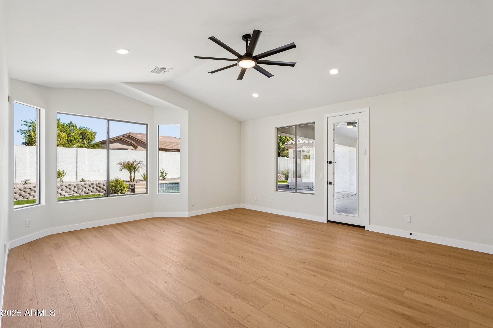 Glendale, Arizona, 85308, United States, 5 Bedrooms Bedrooms, ,4 BathroomsBathrooms,Residential,Active,1945319