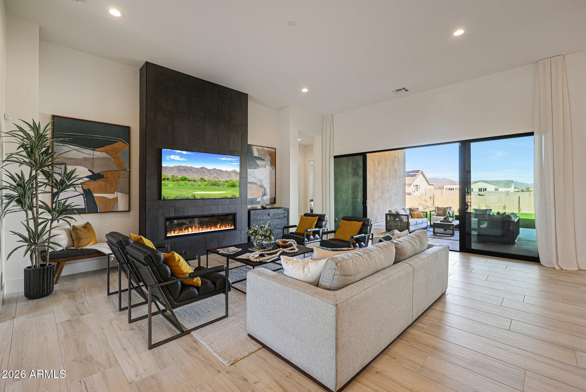 Phoenix, Arizona, 85086, United States, 4 Bedrooms Bedrooms, ,5 BathroomsBathrooms,Residential,Pending,2012908