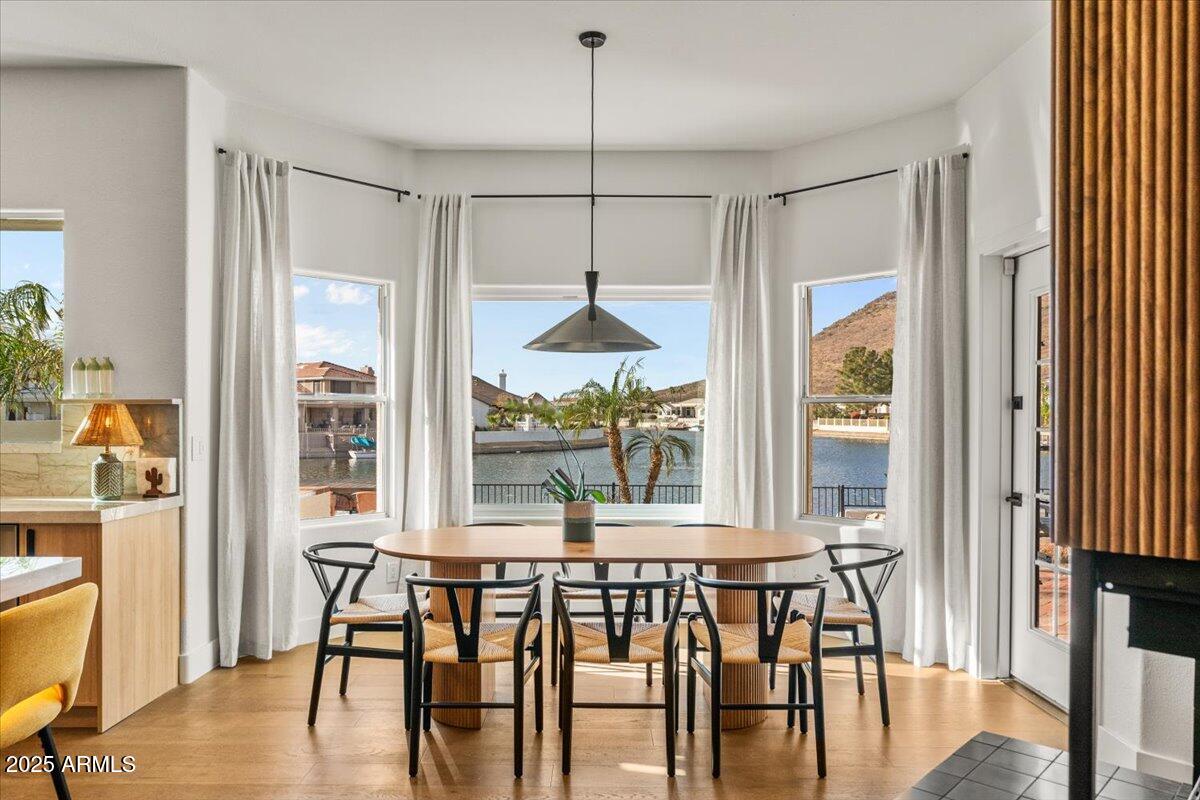 Glendale, Arizona, 85308, United States, 5 Bedrooms Bedrooms, ,4 BathroomsBathrooms,Residential,Active,1964279