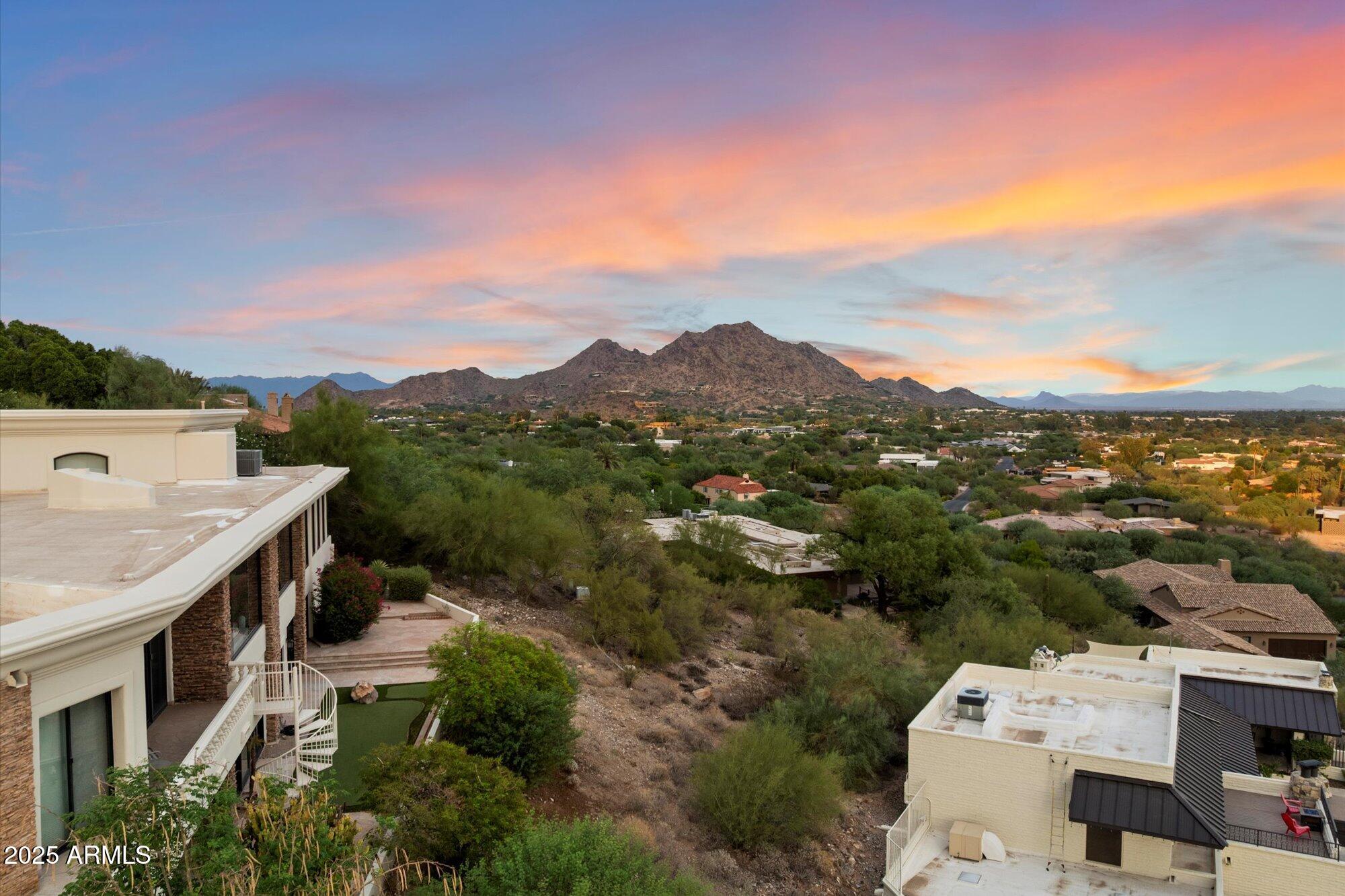 Paradise Valley, Arizona, 85253, United States, 6 Bedrooms Bedrooms, ,7 BathroomsBathrooms,Residential,Active,1946519