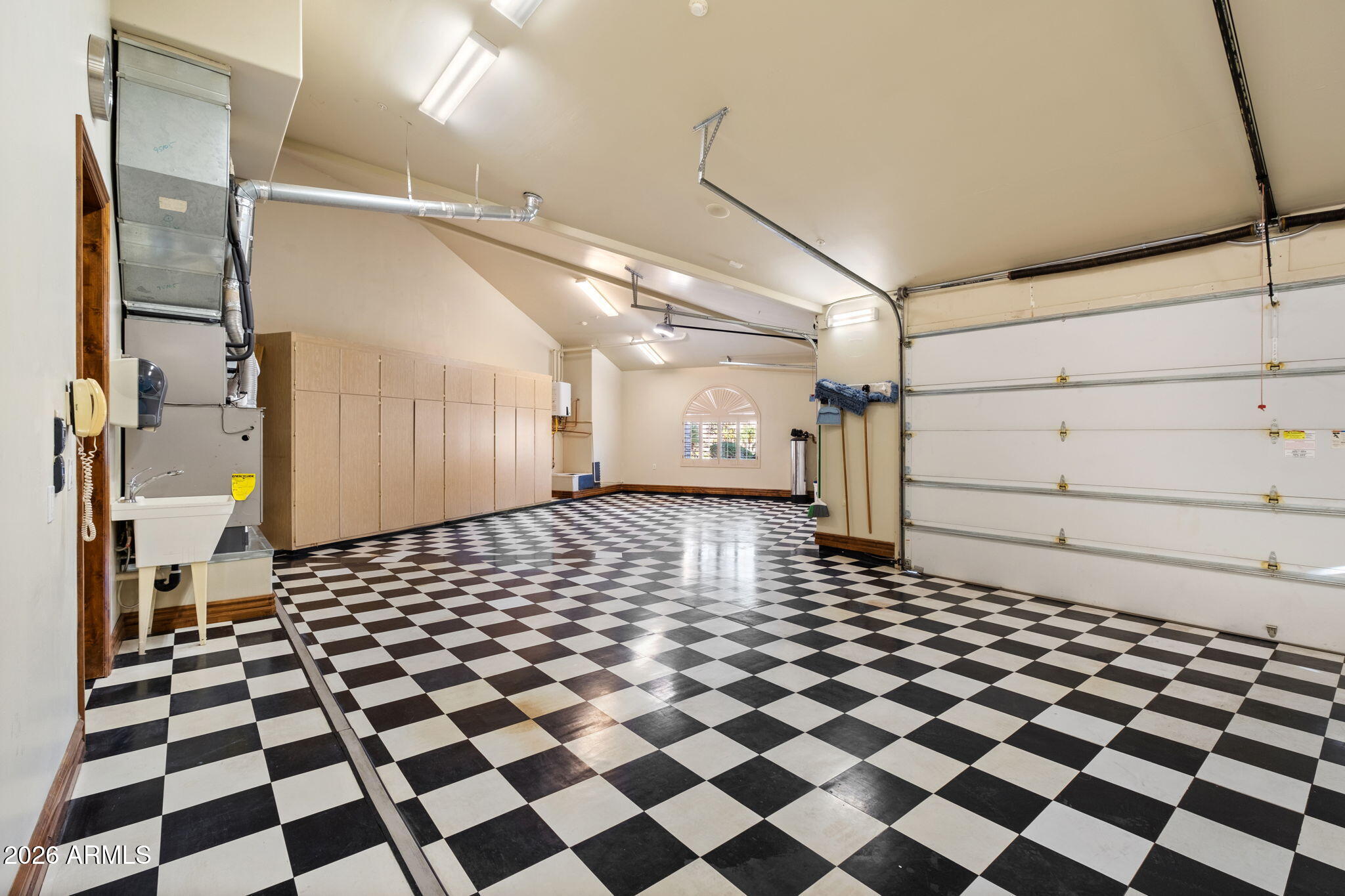 Scottsdale, Arizona, 85258, United States, 5 Bedrooms Bedrooms, ,7 BathroomsBathrooms,Residential,Active,2012489