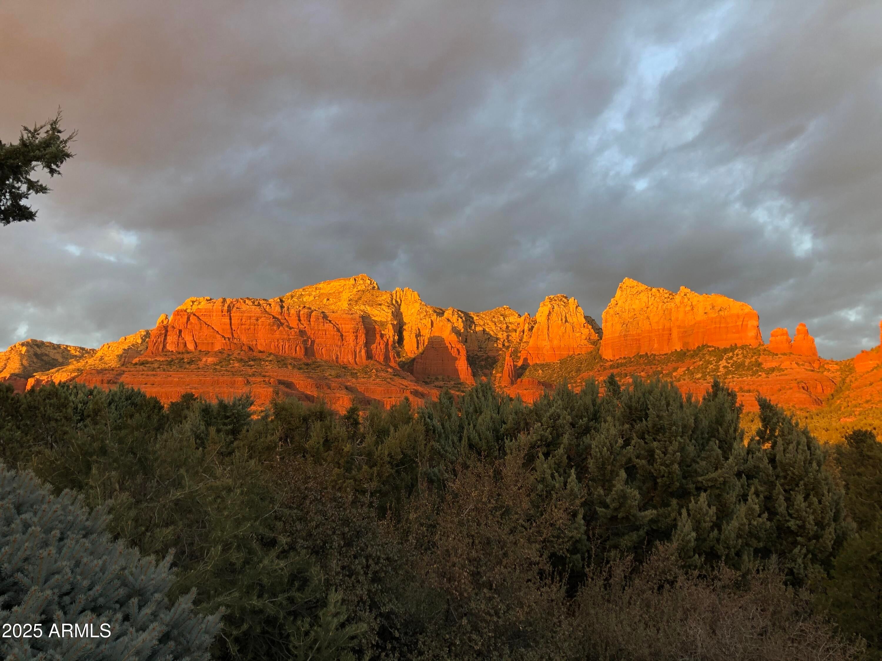 Sedona, Arizona, 86336, United States, 4 Bedrooms Bedrooms, ,4 BathroomsBathrooms,Residential,Active,1929401