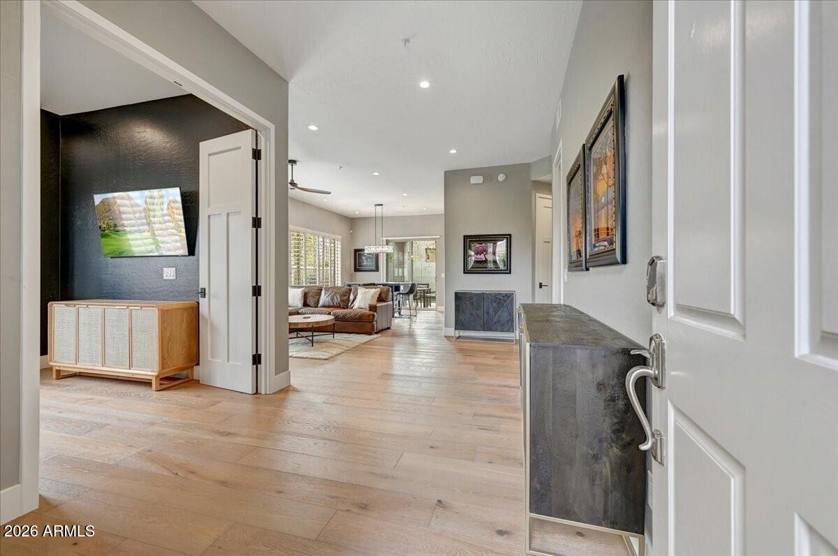 Scottsdale, Arizona, 85260, United States, 2 Bedrooms Bedrooms, ,3 BathroomsBathrooms,Residential,Active,2017108