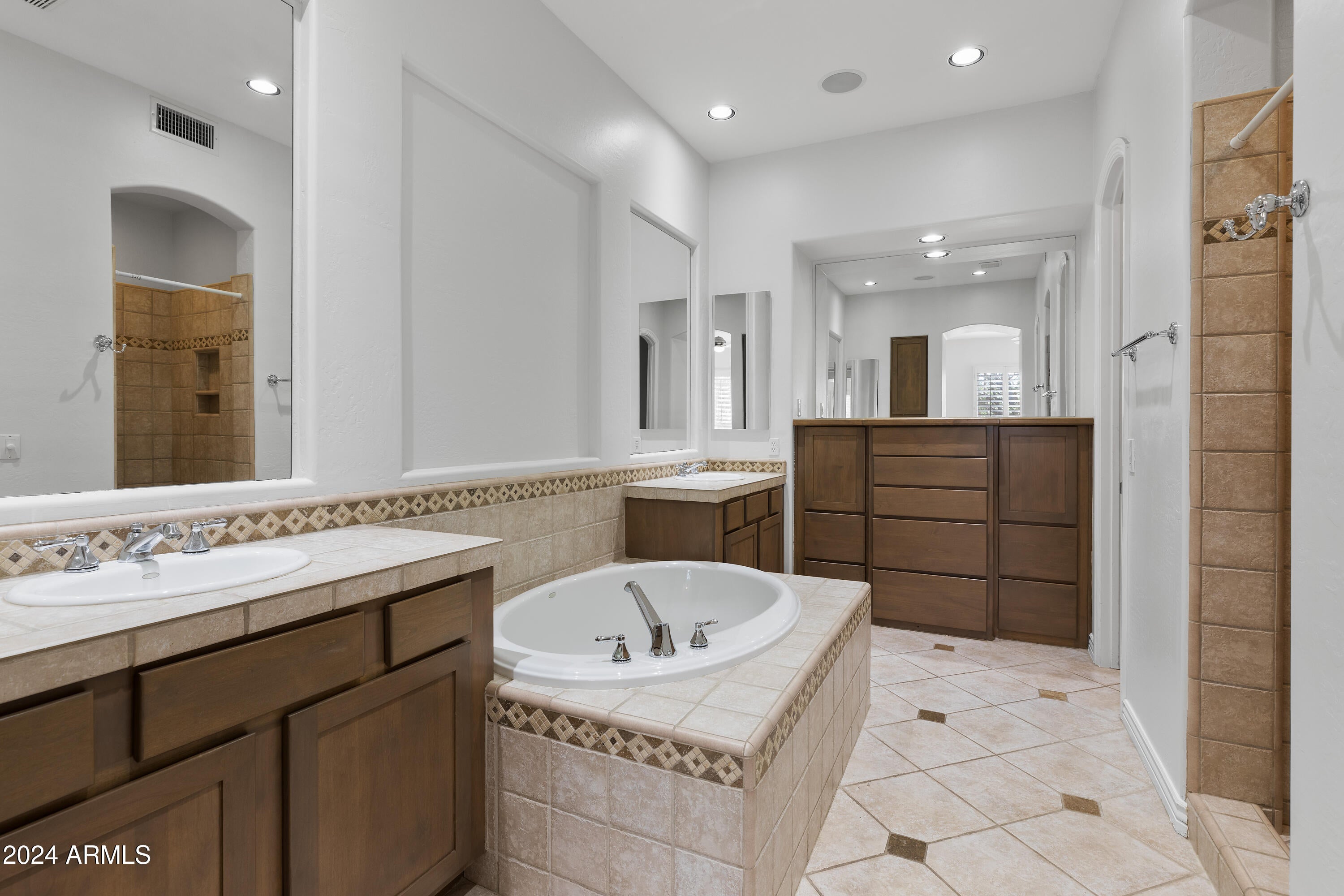 Scottsdale, Arizona, 85255, United States, 3 Bedrooms Bedrooms, ,3 BathroomsBathrooms,Residential,Active,2002334