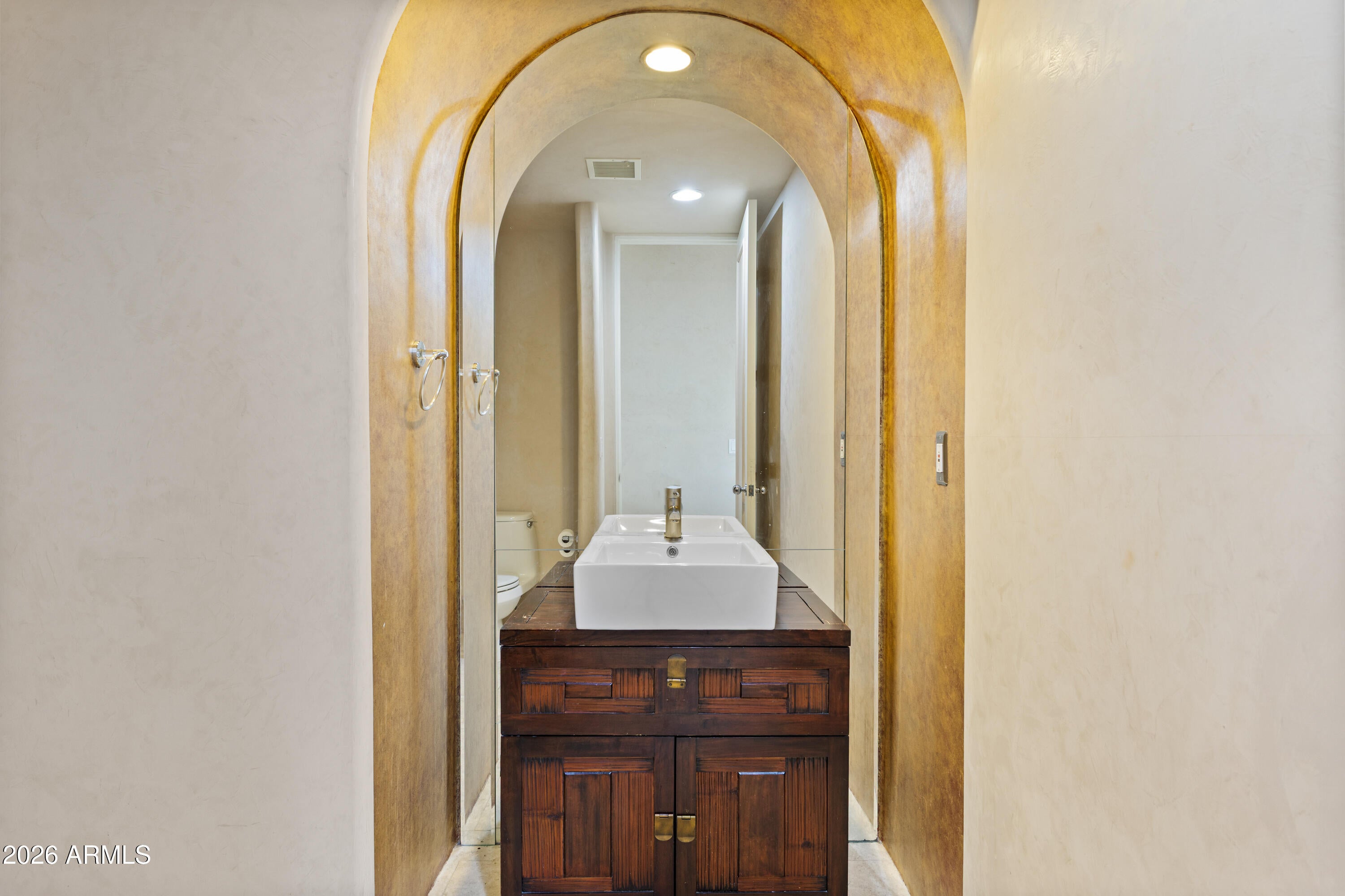 Scottsdale, Arizona, 85259, United States, 4 Bedrooms Bedrooms, ,4 BathroomsBathrooms,Residential,Contingent,2028541